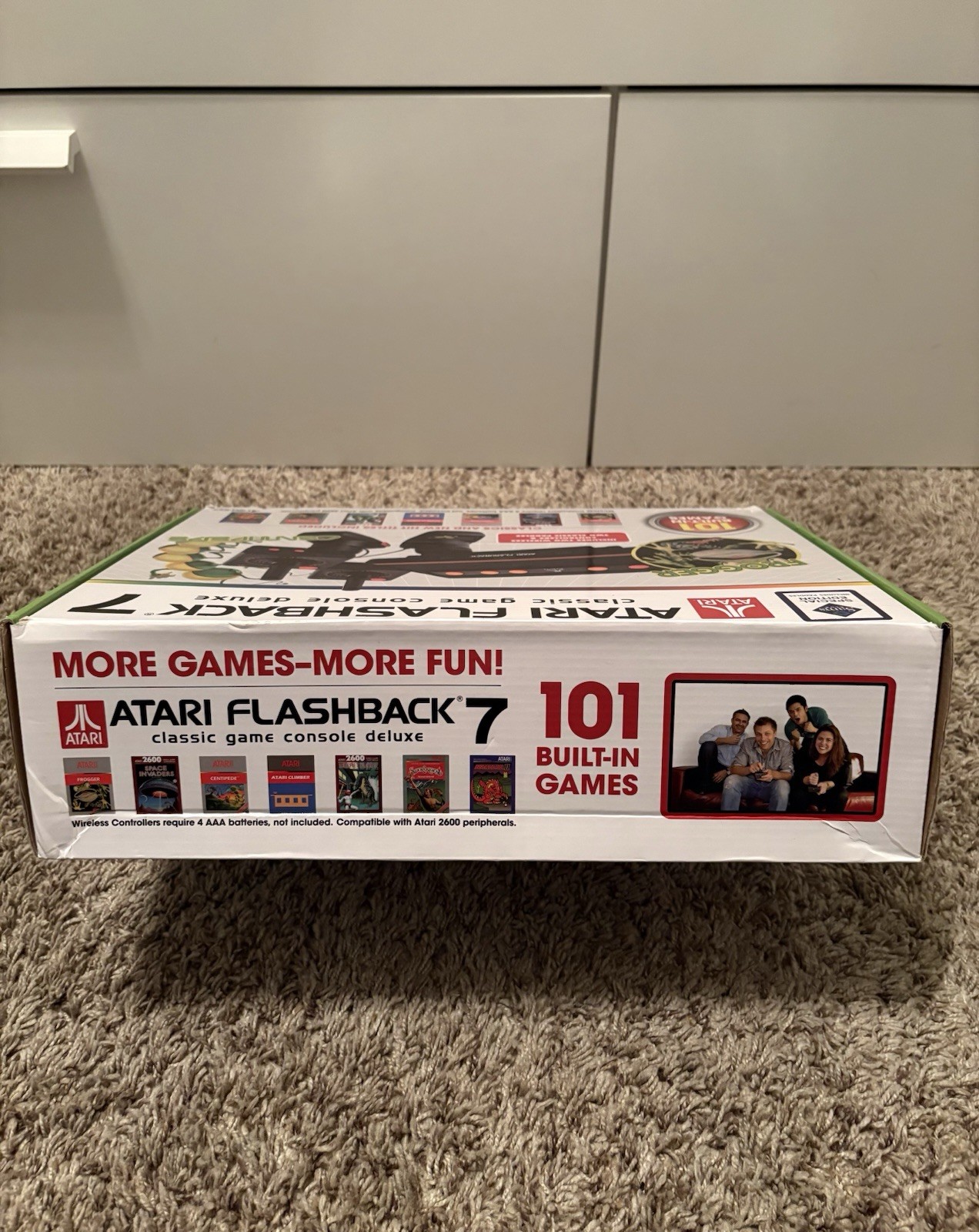 Atari Flashback 7 Classic Game Console System 101 Built In Games + 2 Controllers