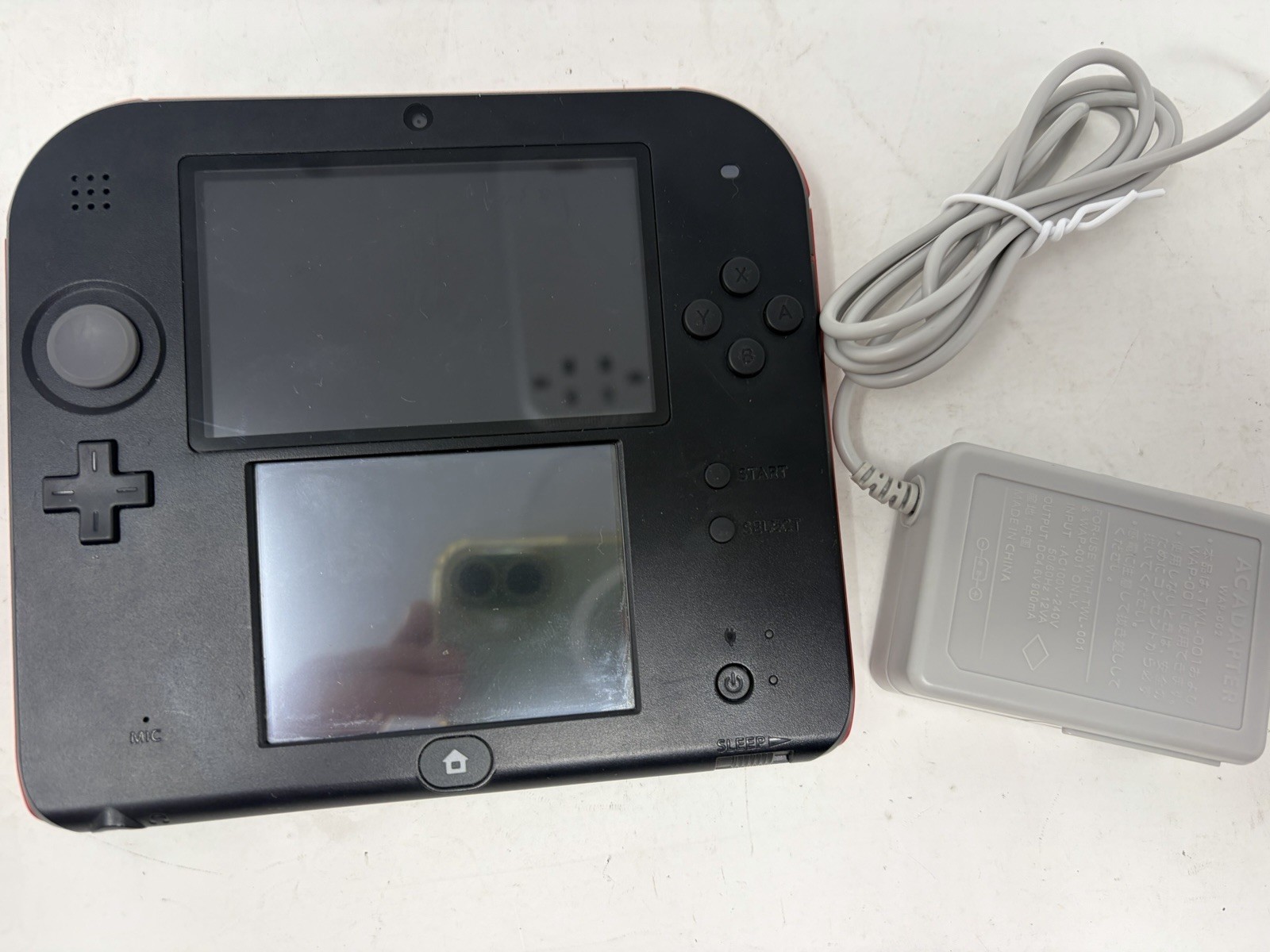 Nintendo 2DS Handheld Console With Charger & Stylus Red Black FTR-001 Working
