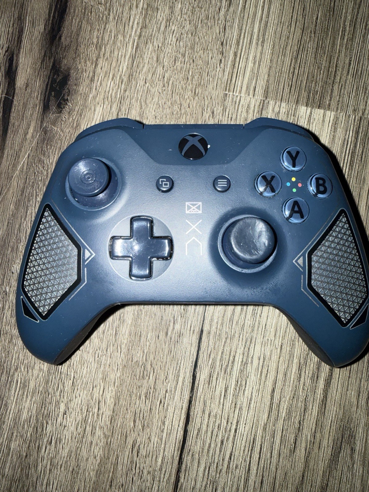 Microsoft Xbox One Model 1540 365GB Black Gaming Console with Controller