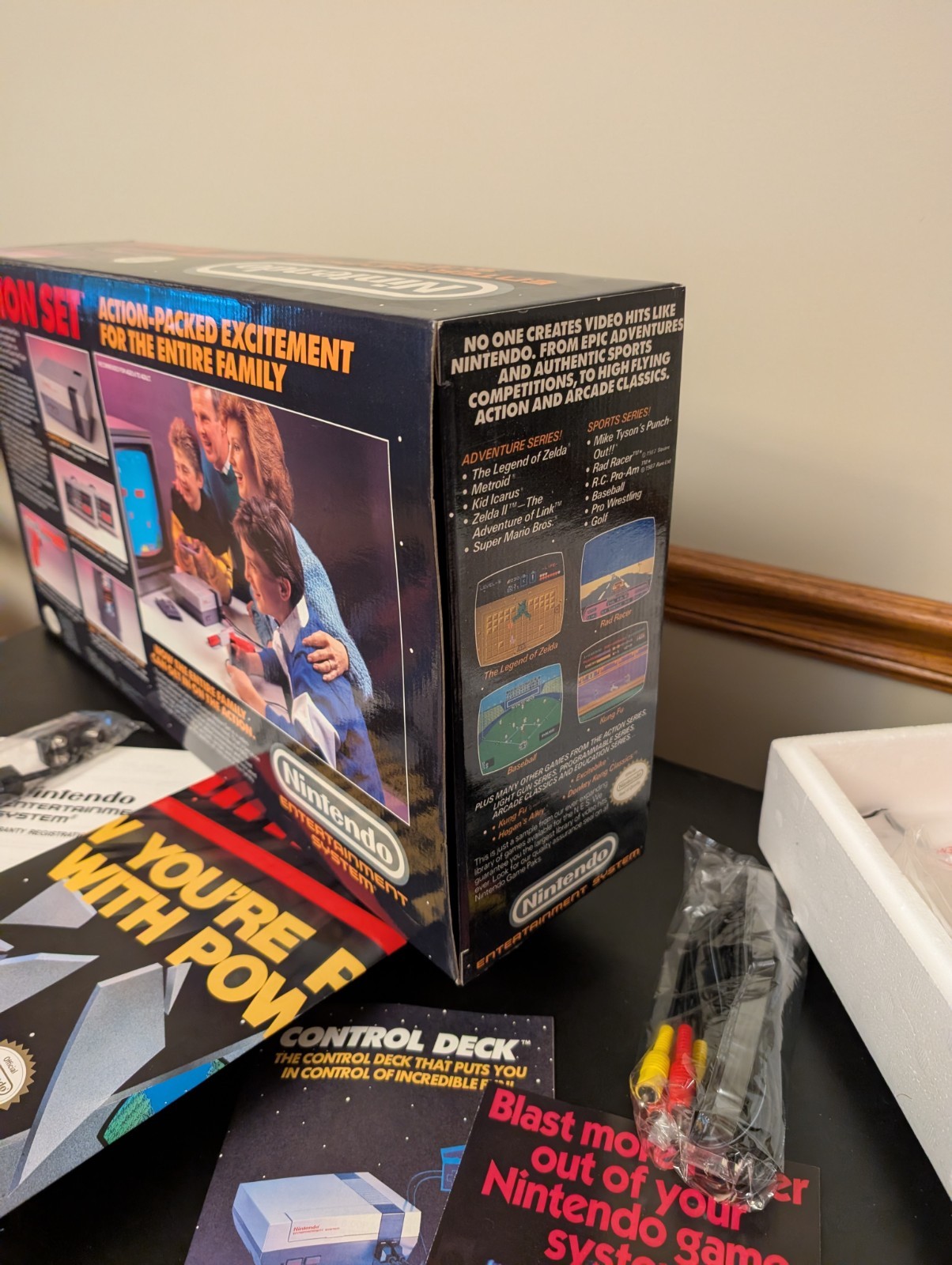 Vintage Nintendo Action Set Console Box w/ Foam + Brochures + Cables