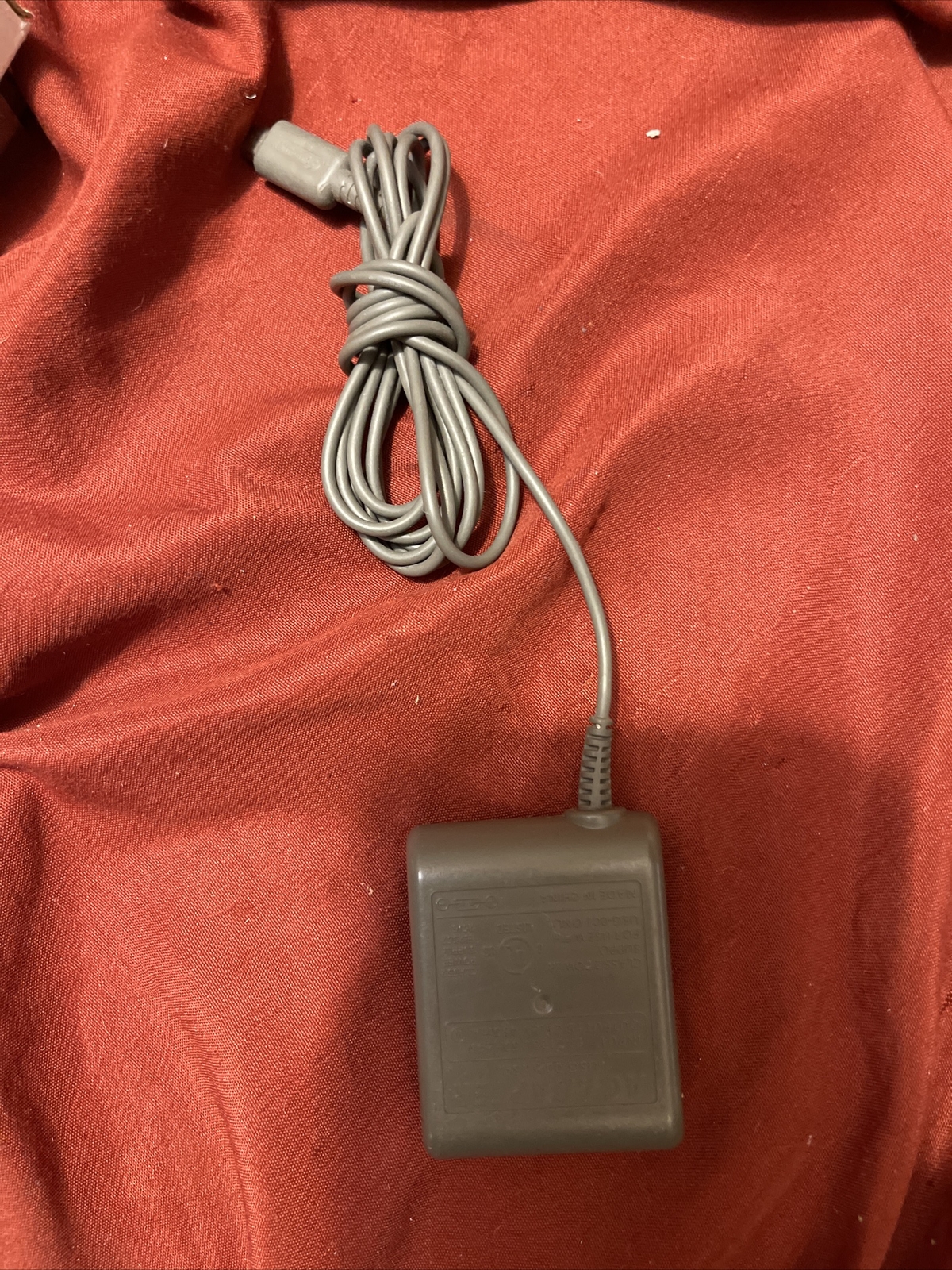 Nintendo DS Lite with AC Charger USG-001- Metallic Rose – GOOD CONDITION