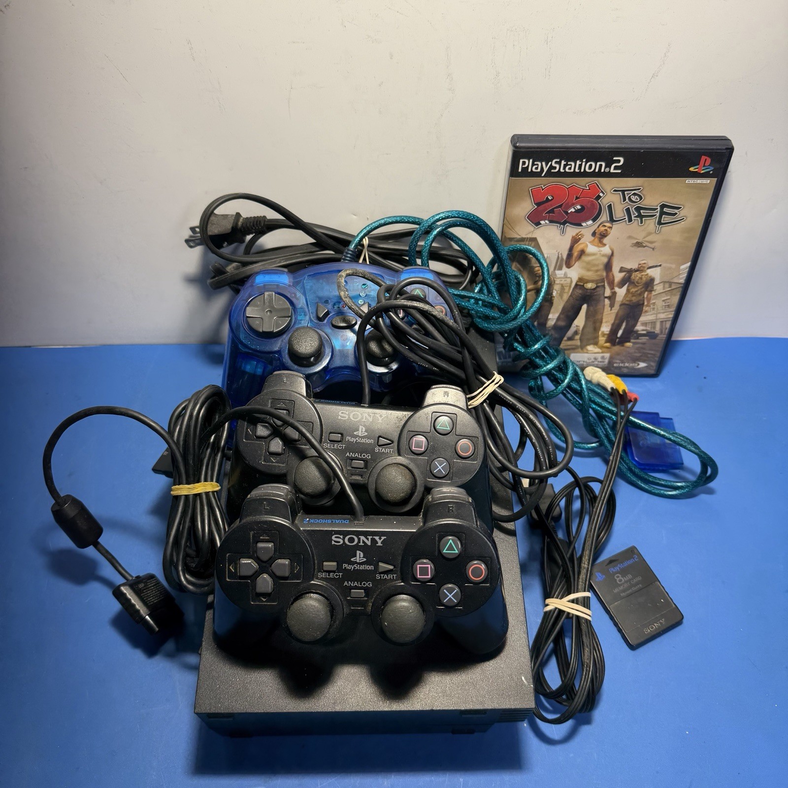 Sony PlayStation 2 Console Bundle NOT Fully Working + 3 Controllers + Game