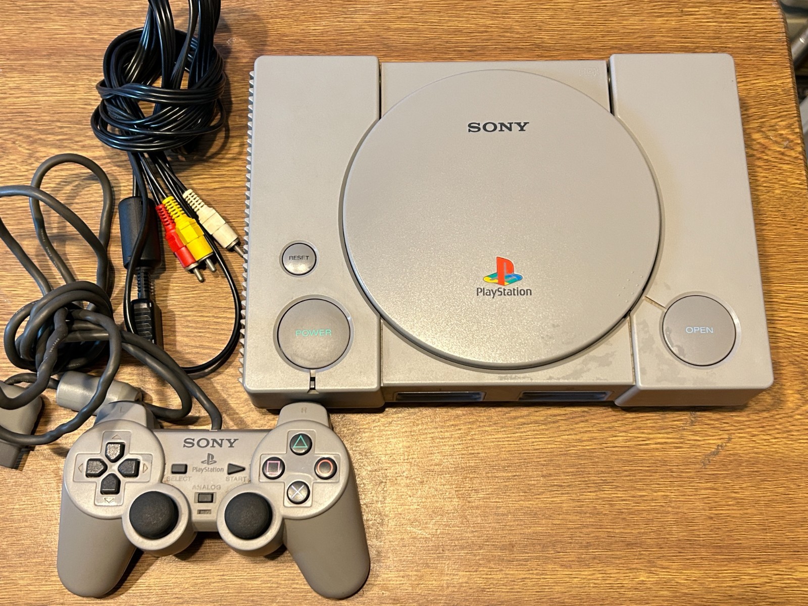SCPH 7000 Sony PlayStation 1 Launch Edition Console – Gray