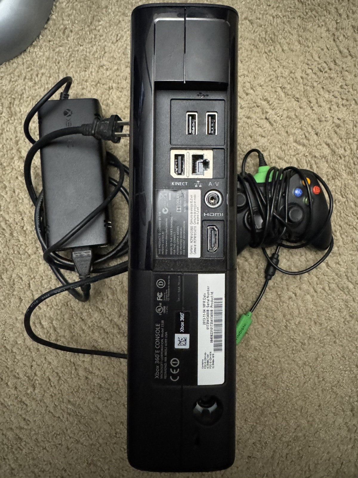 Microsoft Xbox 360 E – Model 1538 – W/ 6 GAMES COD, RDR, and more
