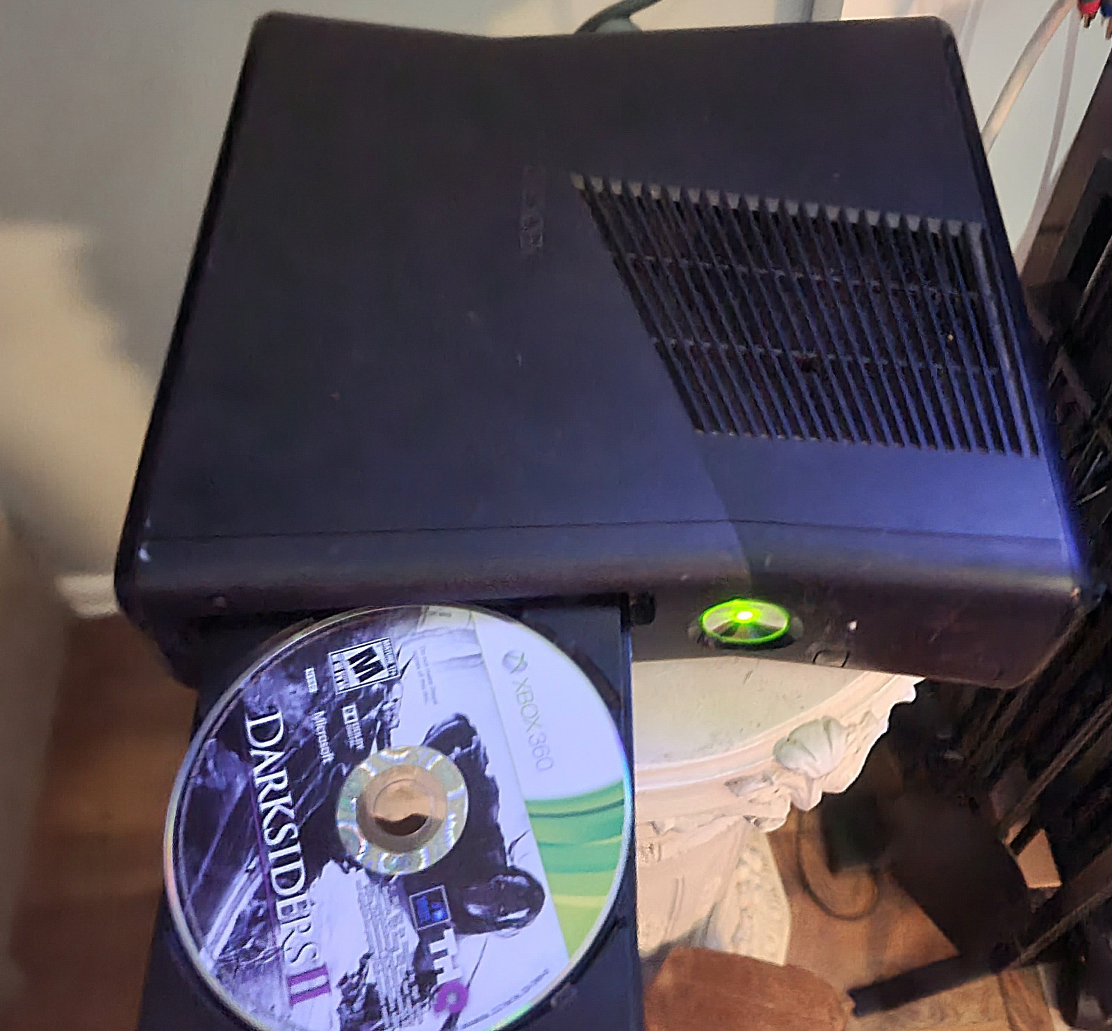 Microsoft Xbox 360 S 4GB Console TESTED/WORKS Matte Black ( NoControllers)