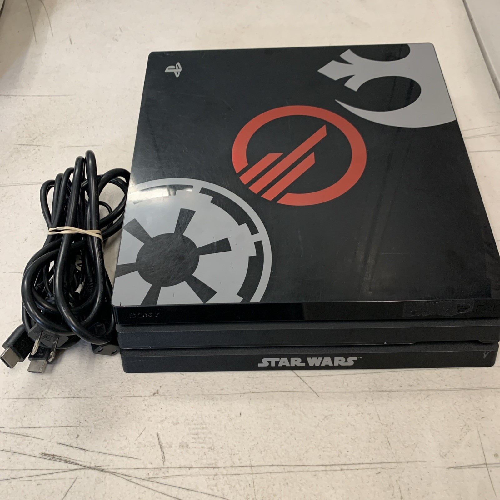 *USED* PS4 Pro 1TB Star Wars Battlefront 2 Edition Console + Cables Only