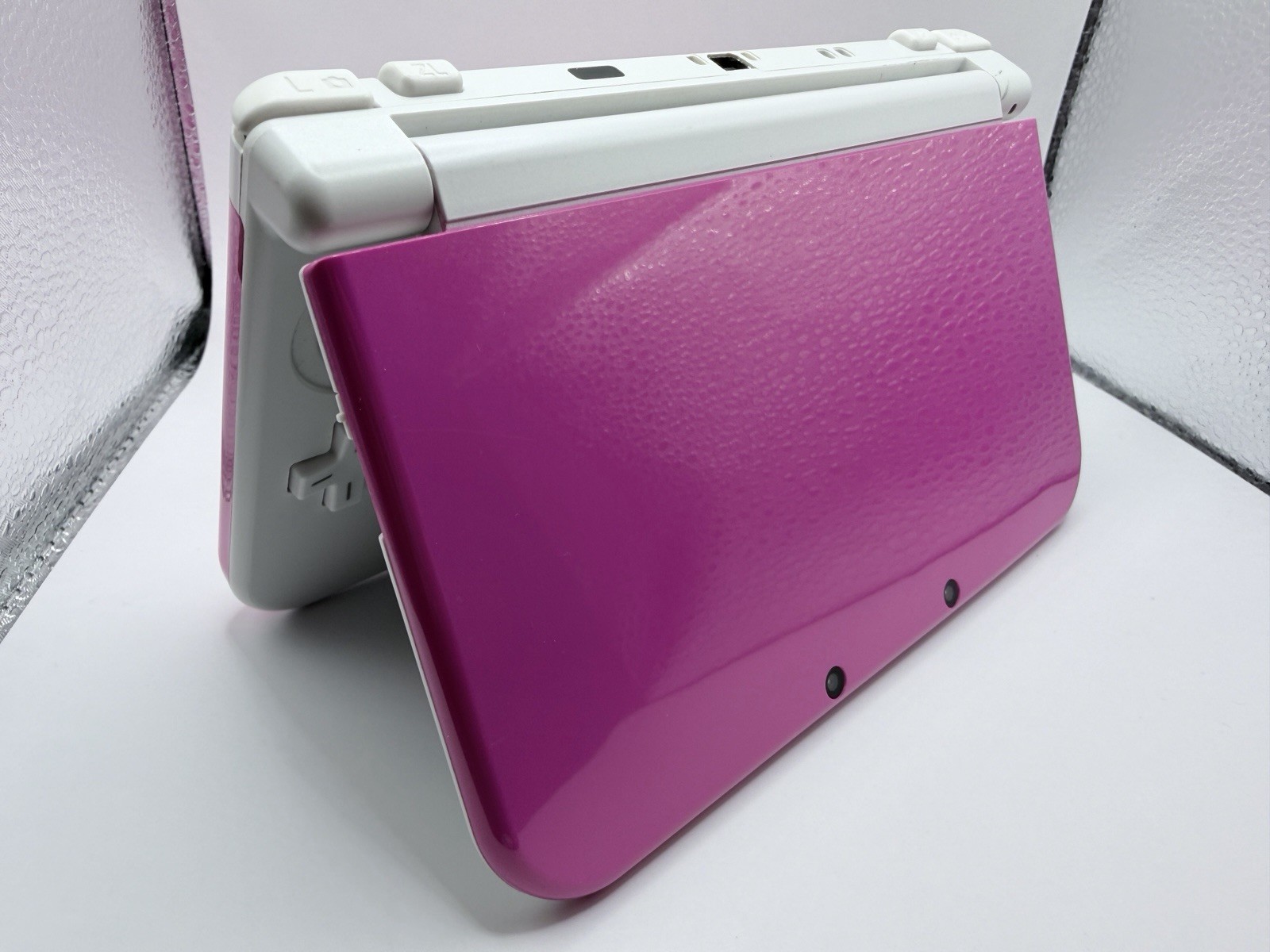 Nintendo new Nintendo 3DS XL LL Pink White Handheld System NTSC-J