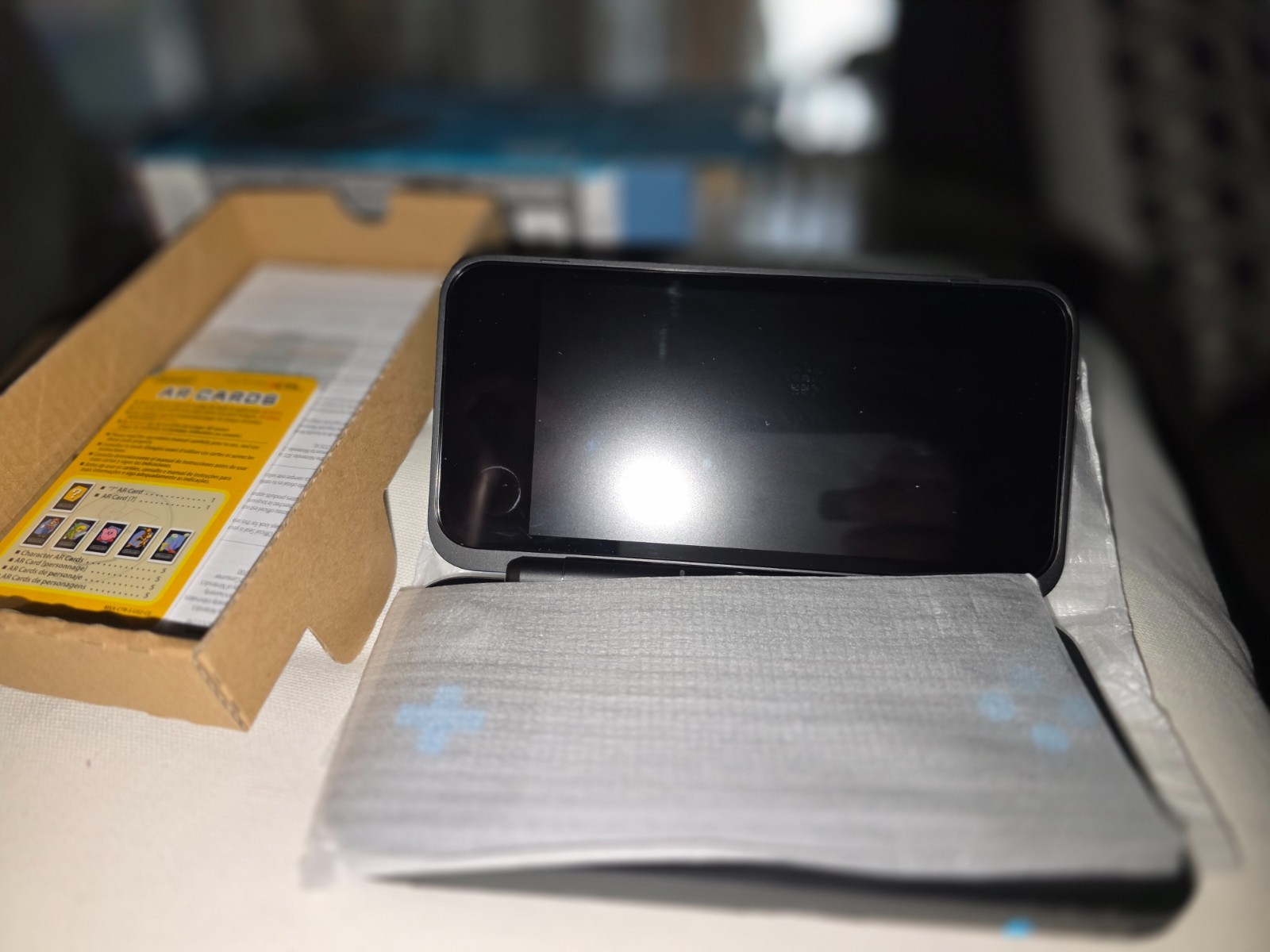 nintendo 2ds xl console black turquoise mint condition original box