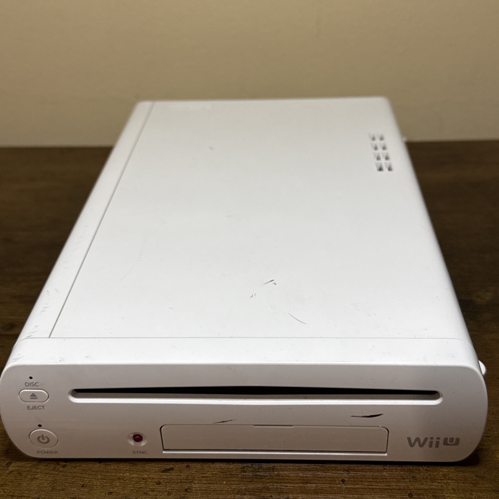 Nintendo Wii U WUP-001 (02) 8GB Console Only – Authentic Good Condition B1
