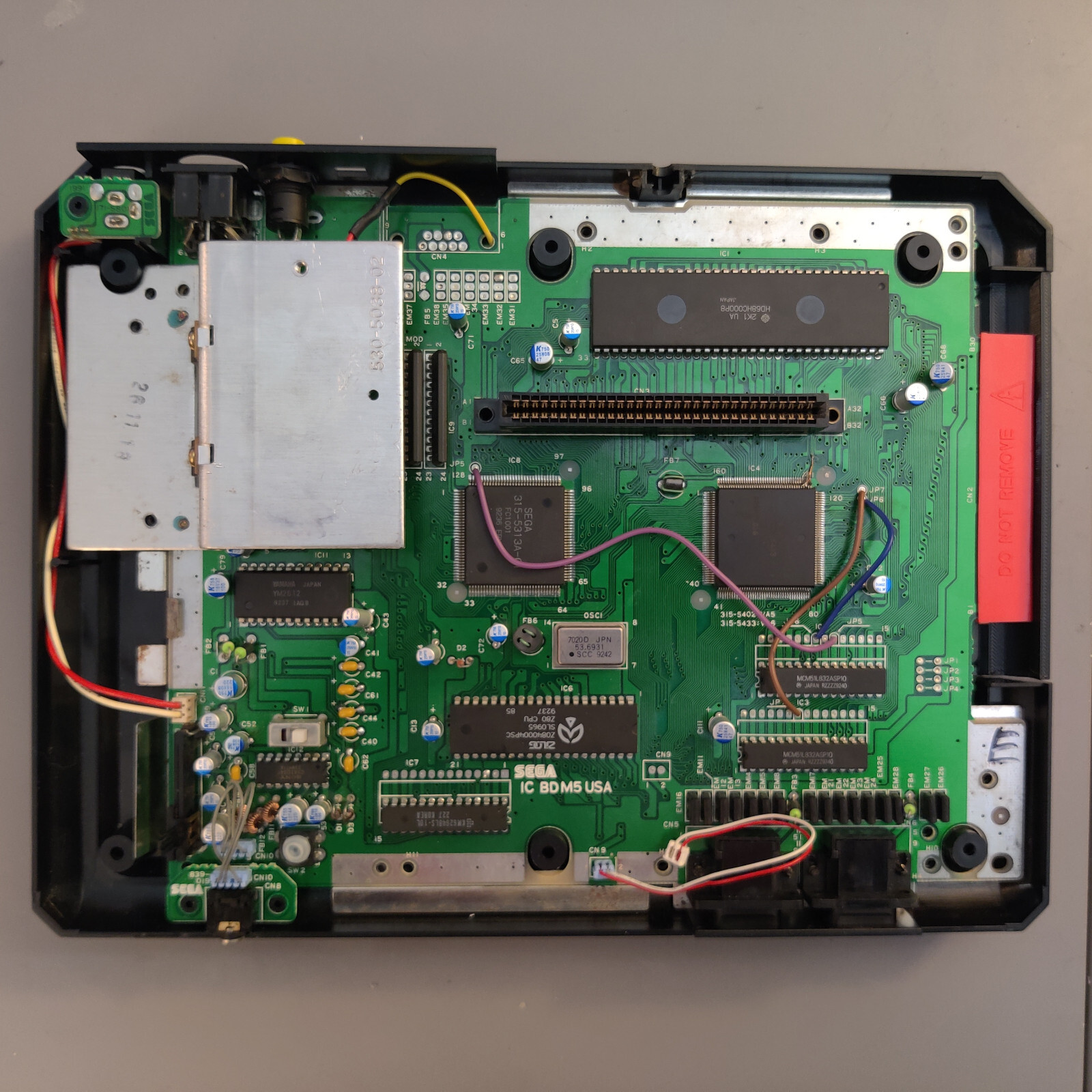 Sega Genesis Repair and Recap (Includes caps and parts)