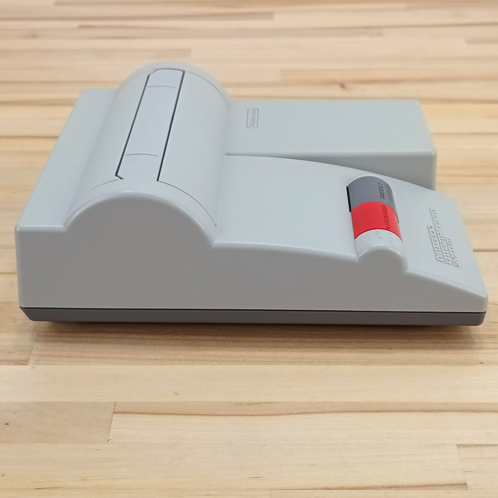 Nintendo NES Console Control Deck NES-101 Top Loader Gray *CONSOLE ONLY* Tested