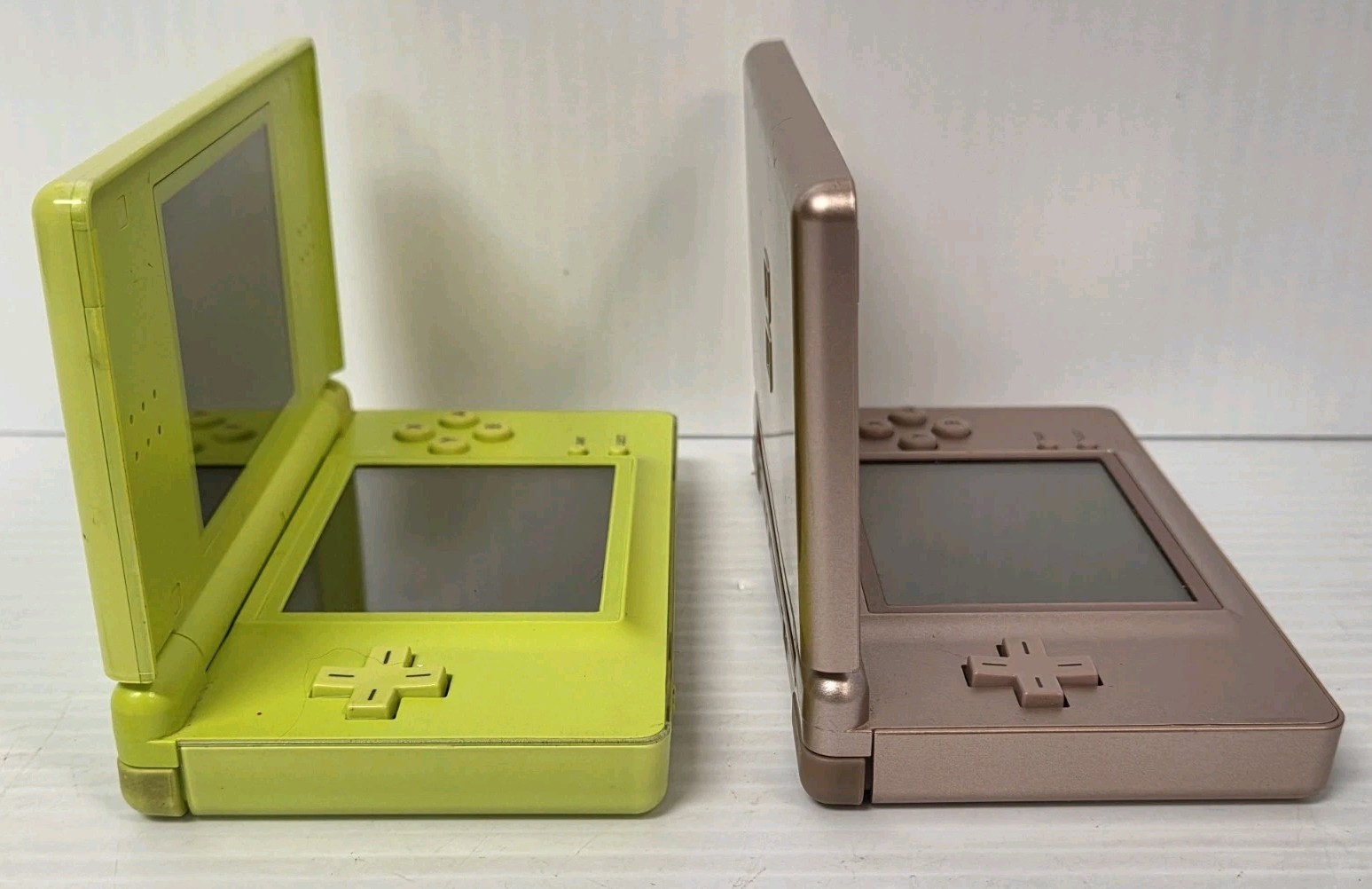 READ!!! – Nintendo DS Lite (USG-001) Green & Metallic Pink -Lot Of 2 – Both Work