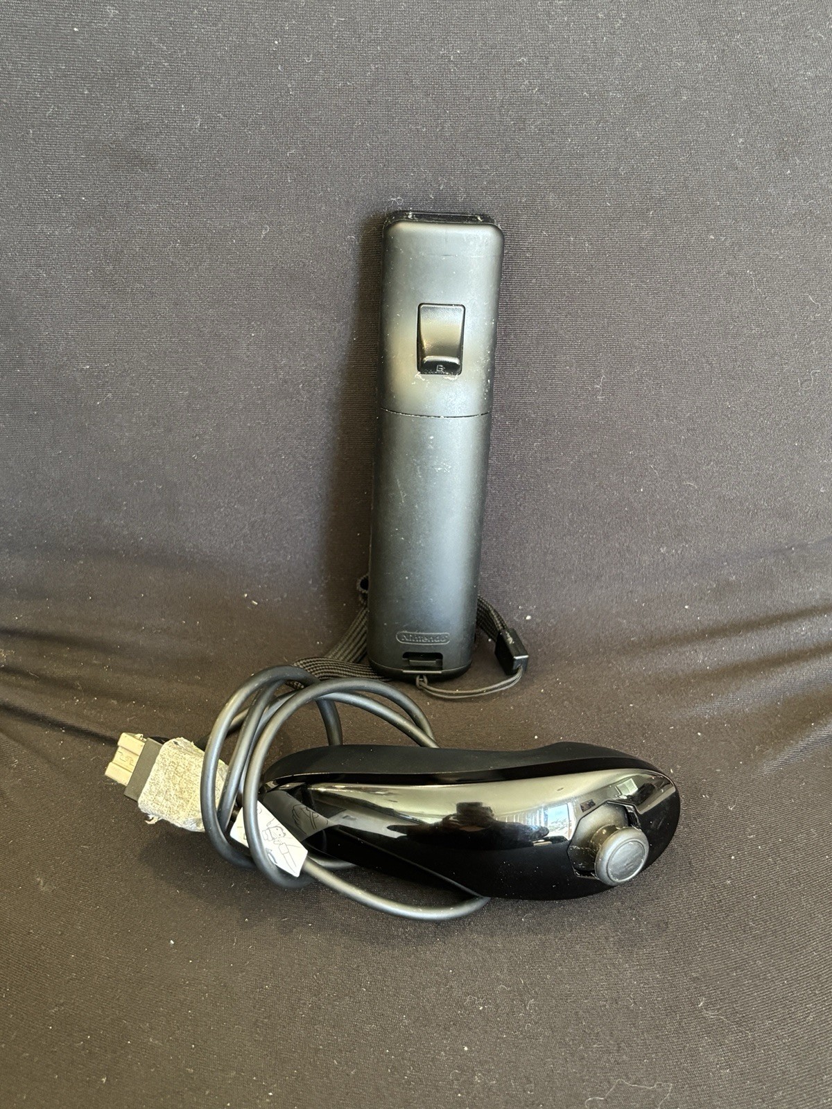 Nintendo Wii Console GameCube Compatible RVL-001 Bundle Wii Sports Resort Black