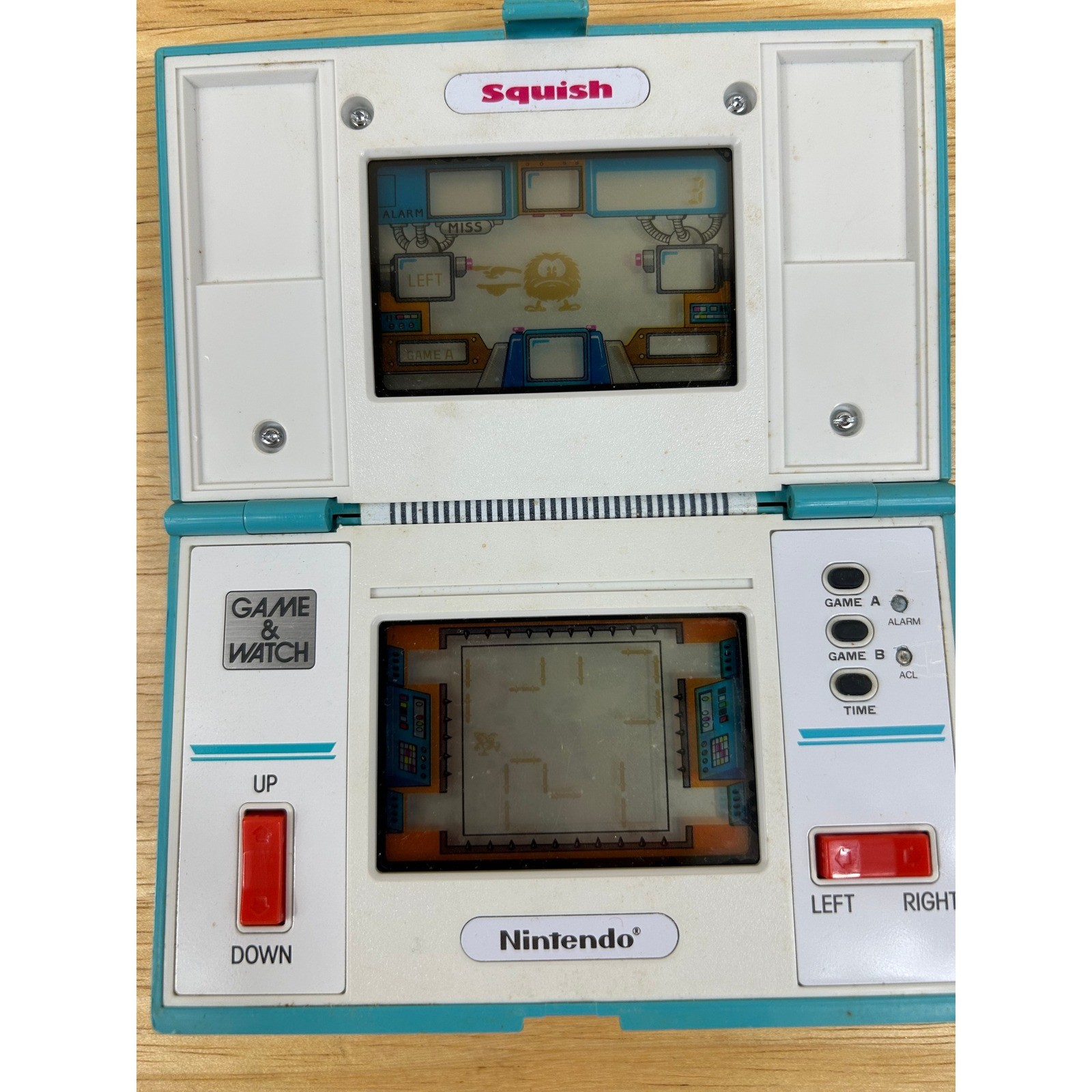 Nintendo Game & Watch Squish MG-61 Multi Screen Teal Vintage 1986 Handheld Game