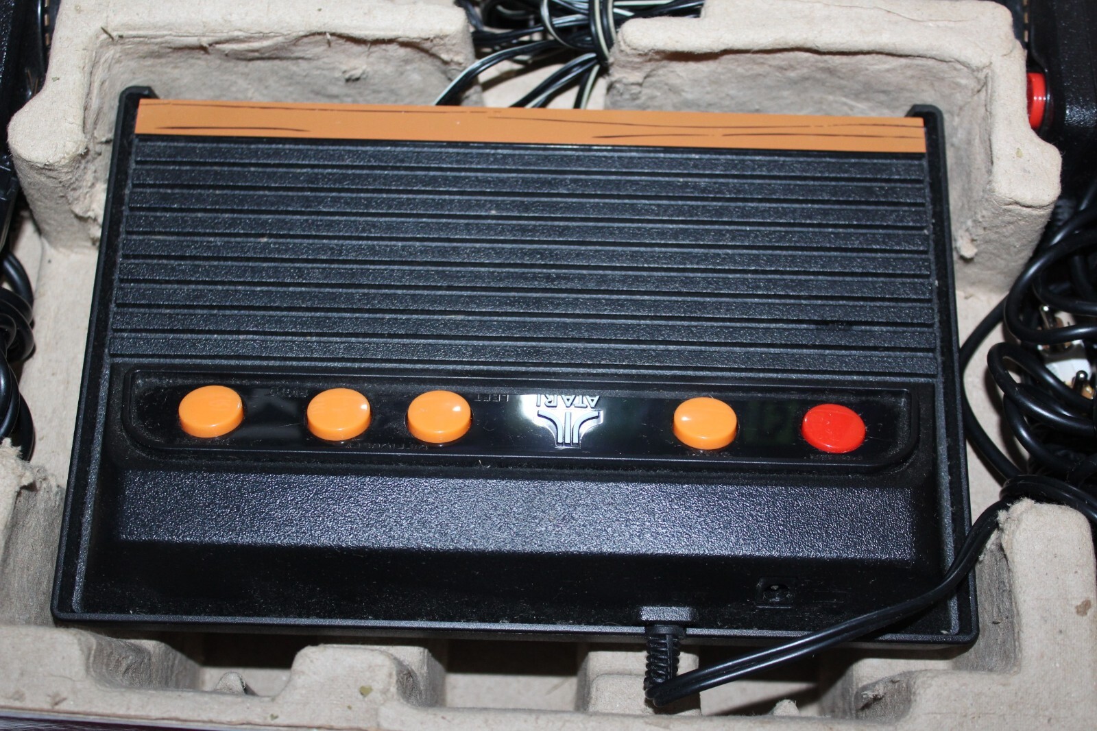 Atari Flashback 3 Classic Game Plug N Play Console 60 Built In Games in Box