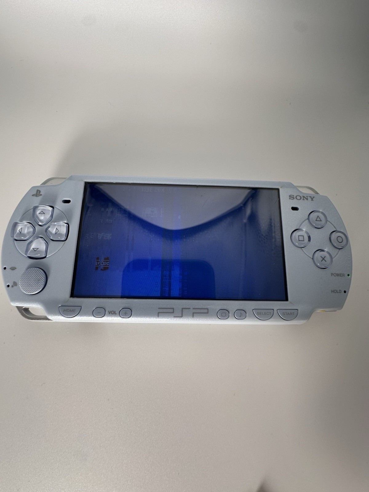 Sony PSP 2000 (Baby Blue) Has Haunted Screen!! No battery, No Charger included
