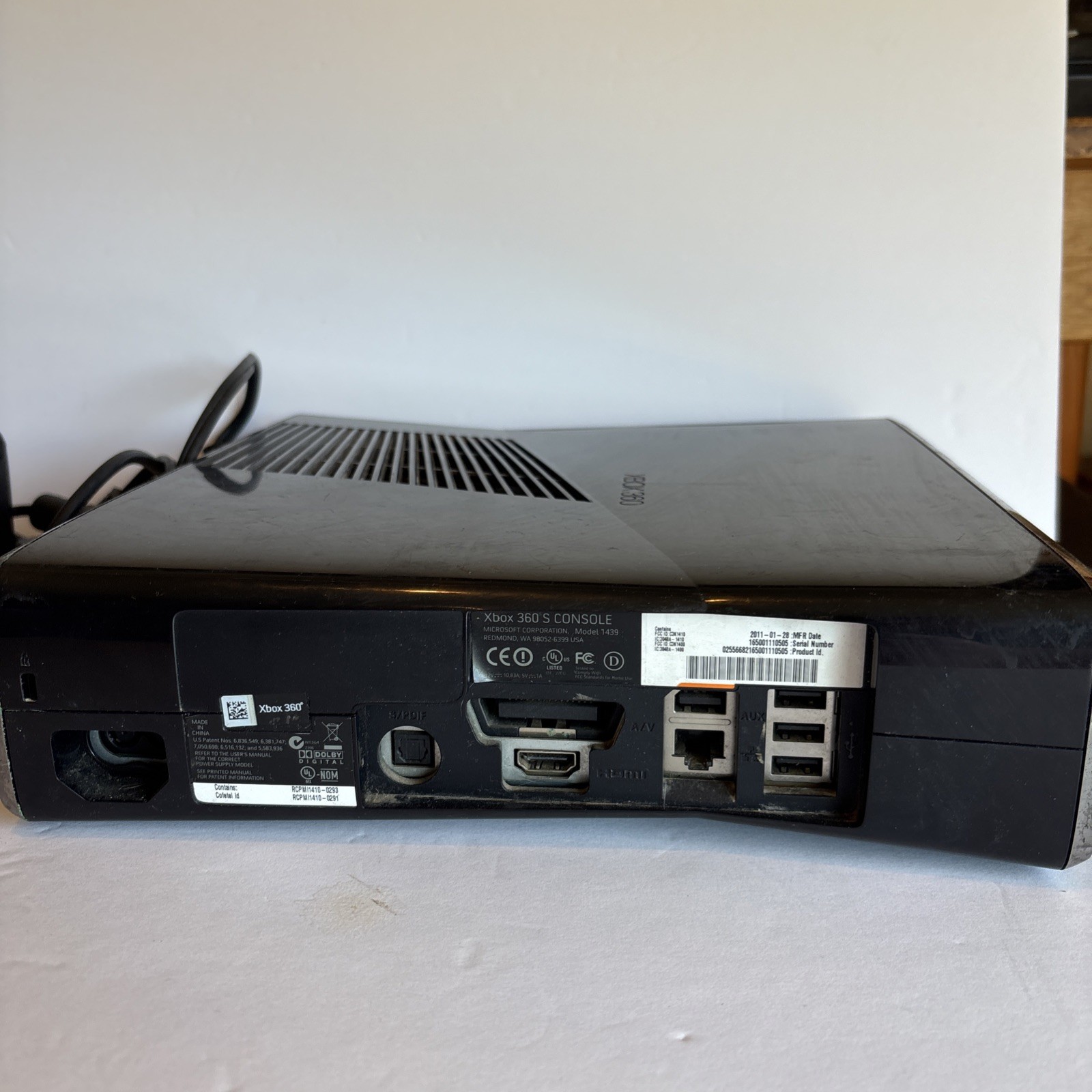 Xbox 360 Slim Matte Black Console 1439 320GB Cables New HDMI Cord Tested Works