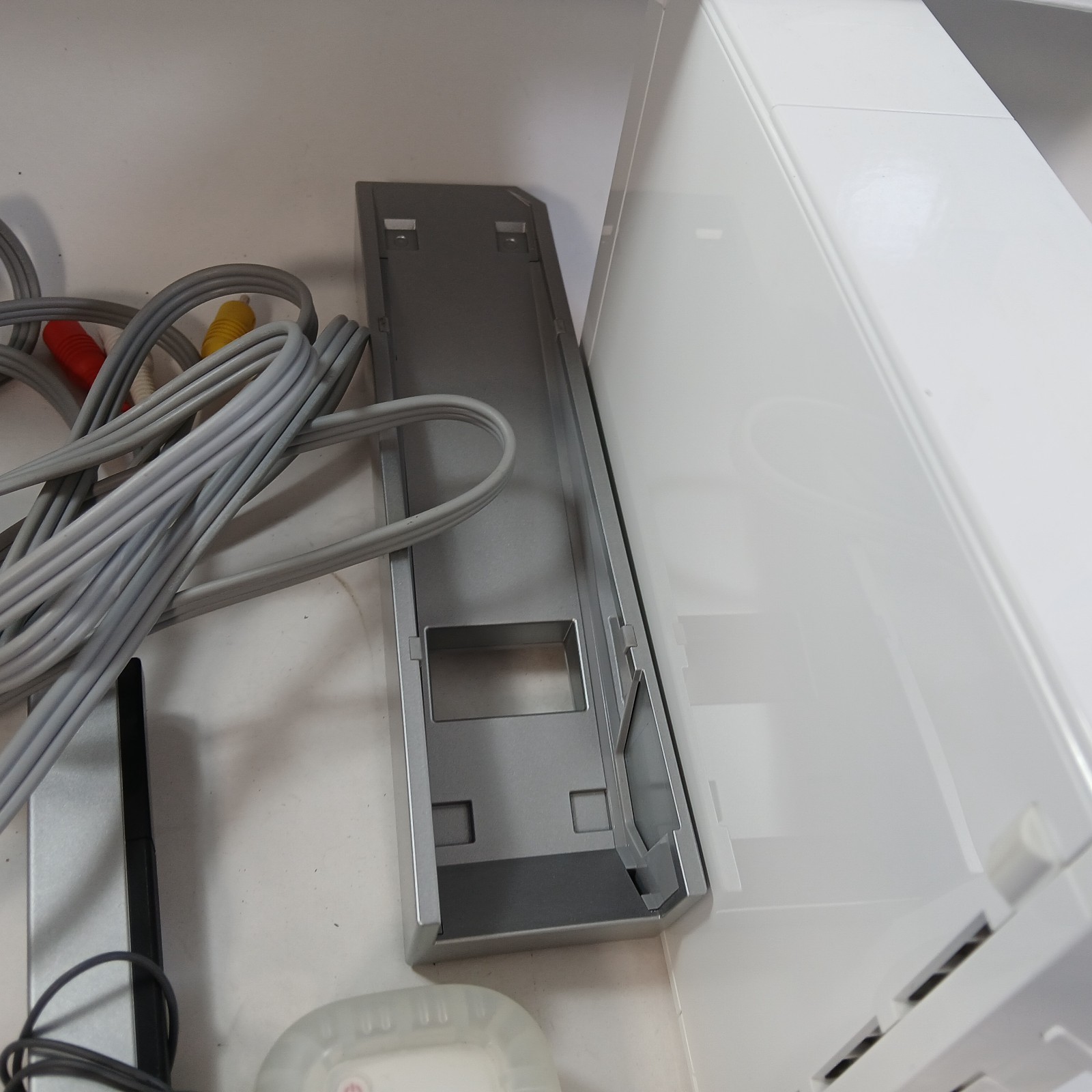 BOXED Nintendo Wii Video Game System Console OEM Controller & Wires – Tested