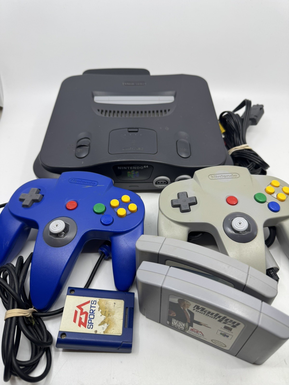 Nintendo 64 N64 Console Bundle, 2 Controllers, 2 Games, Memory Card, Madden