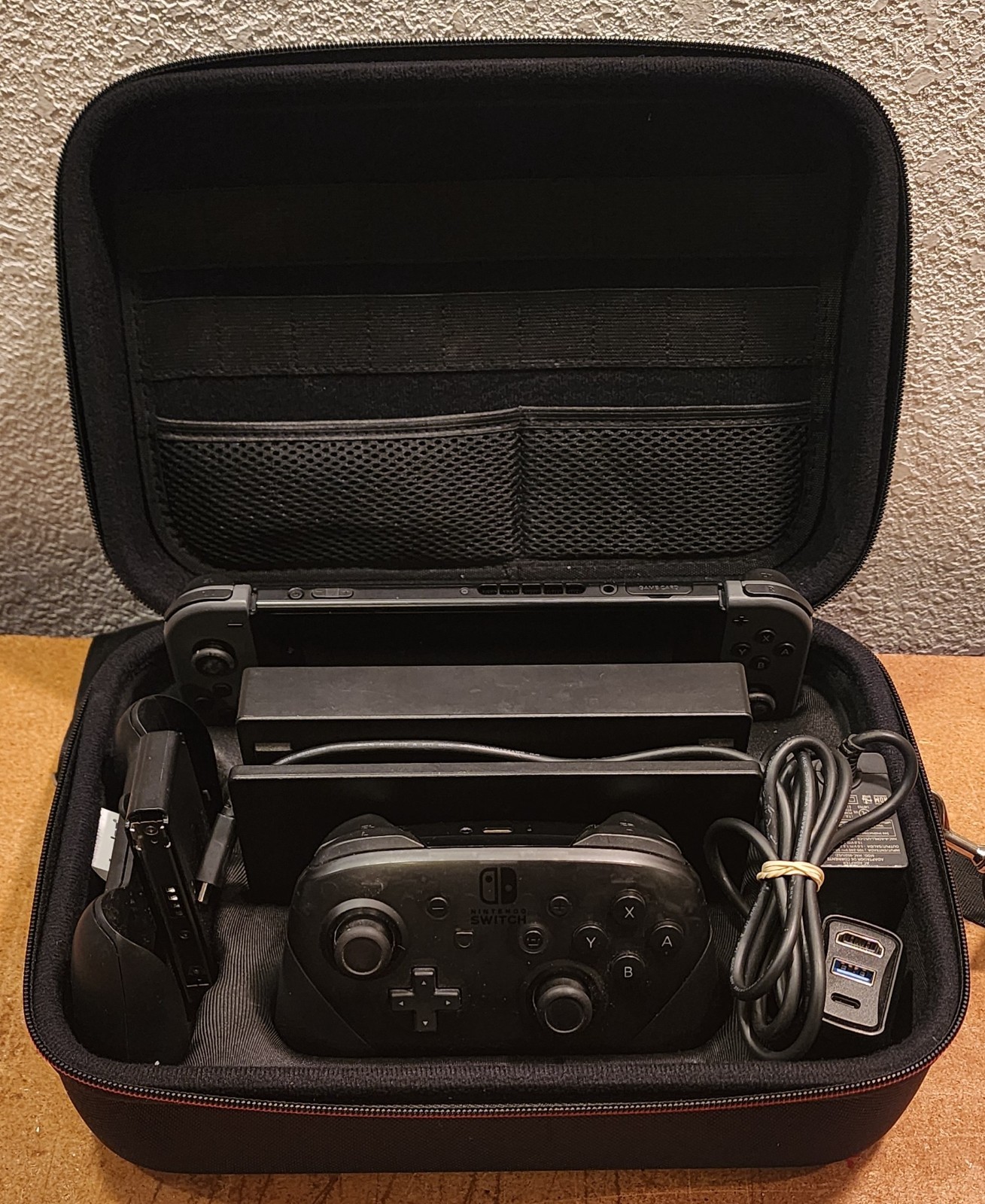 Nintendo Switch Joy Con, Dock, Controller, Comfort Grip & Charger – HAC-001