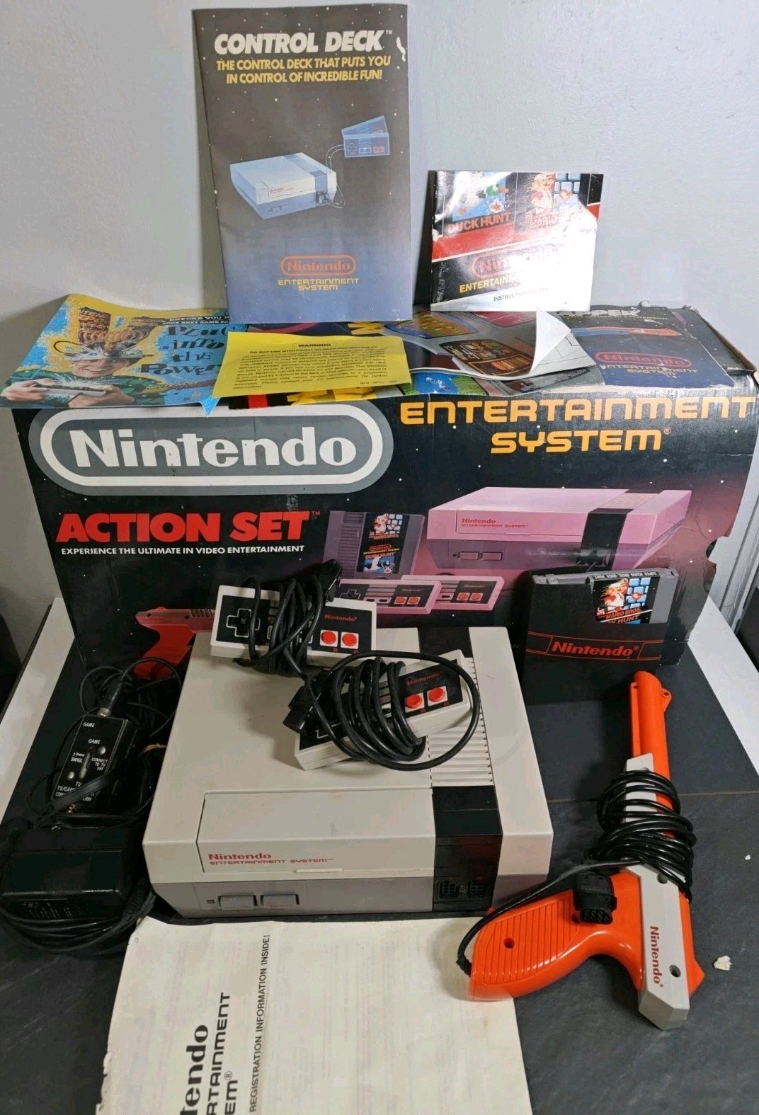 Nintendo NES Console with Original Box, Zapper, Controllers, Instructions, Cords