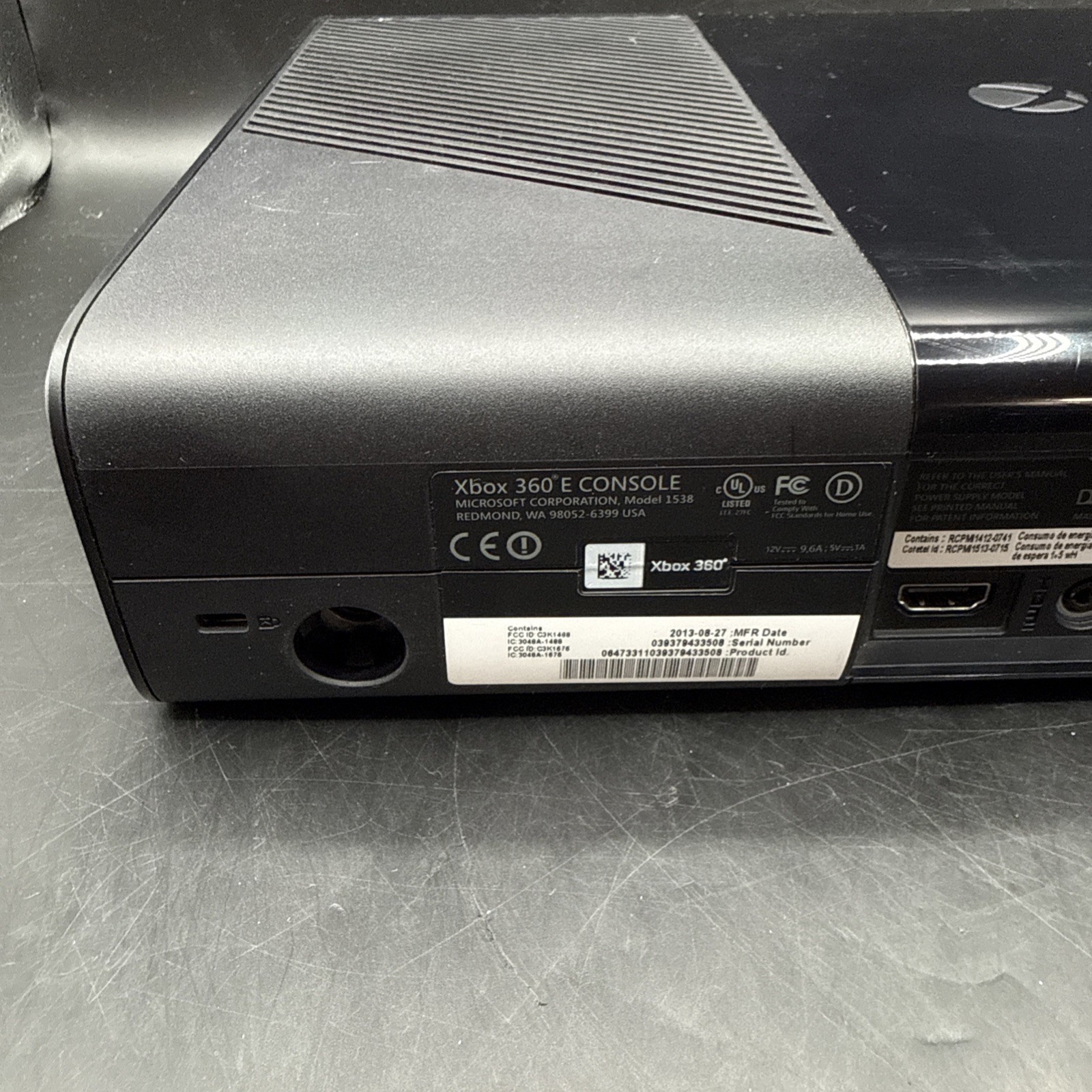 Microsoft Xbox 360 E Console 250 GB HDD w/ Controller & Power Cord Tested/Works