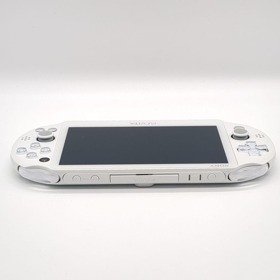 Excellent Condition PS Vita Wi Fi Model White PCH 2000 ZA12