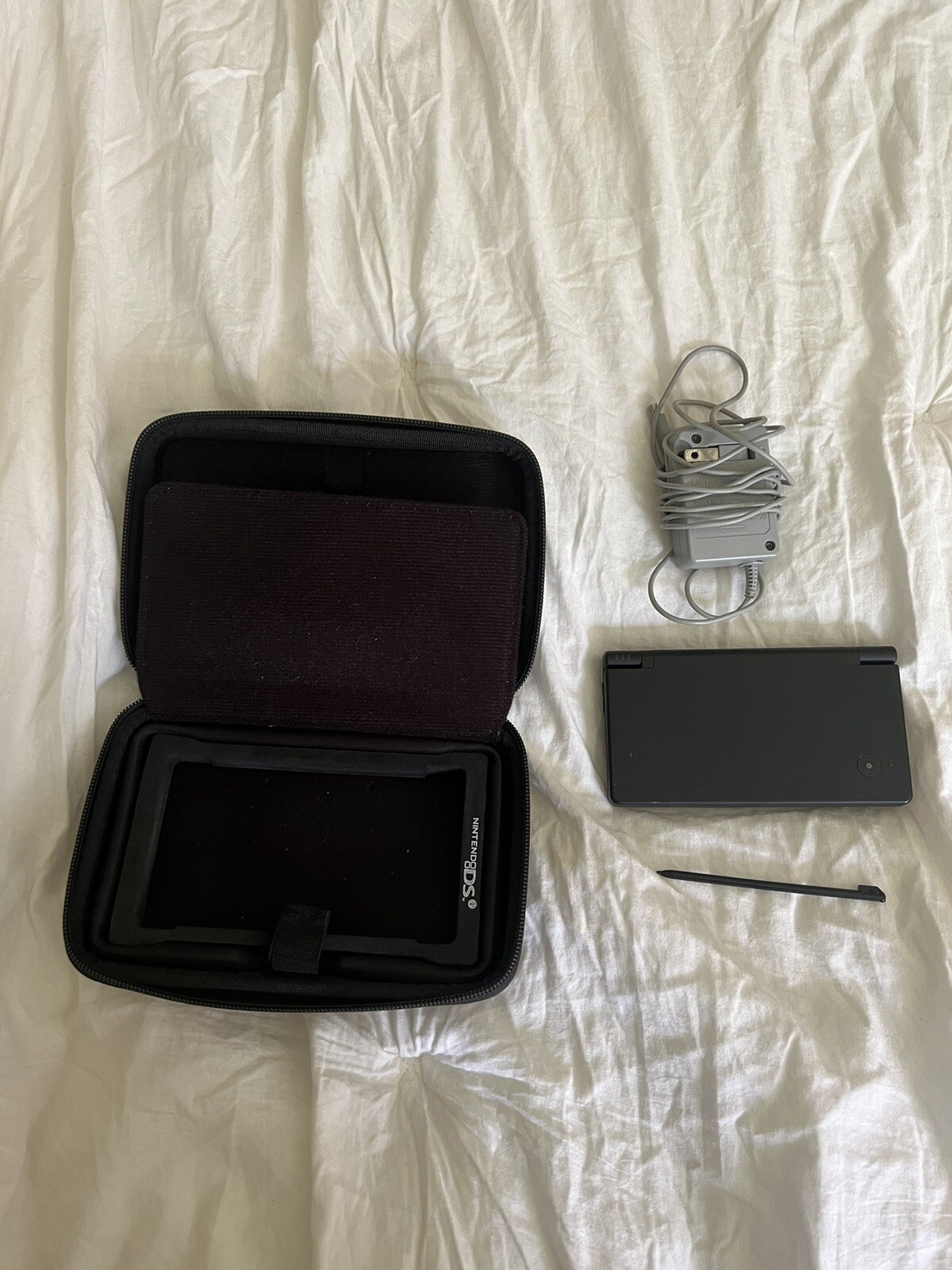 Nintendo Ds With Games/stylus And Case (Great Condition) (negotiable)