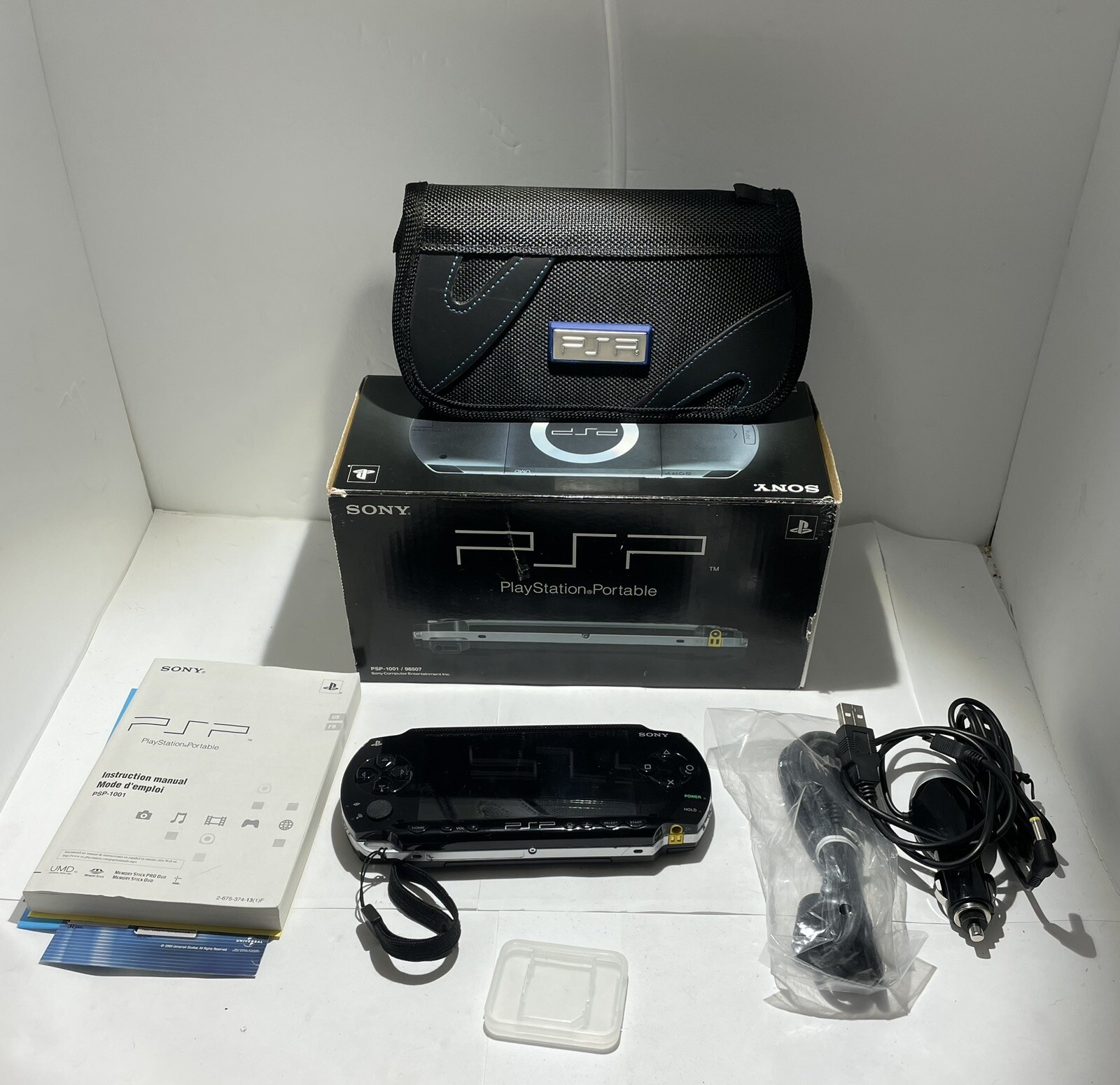 Sony PSP 1000 Black Handheld Console! In Box! Paperwork! Charger! READ!