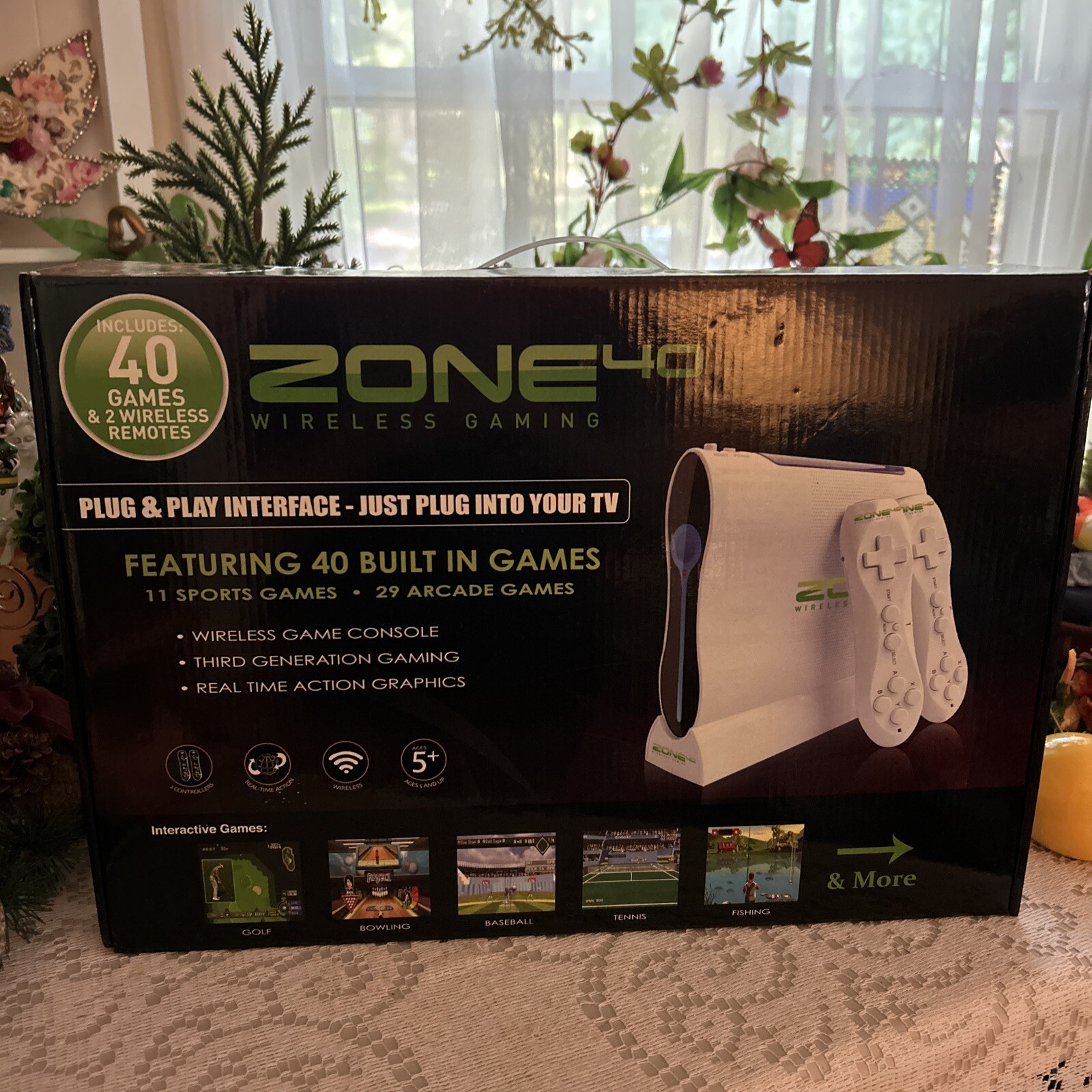 ZONE 40 WIRELESS GAMING Console With 2 Wireless Controllers 40 Plus Games