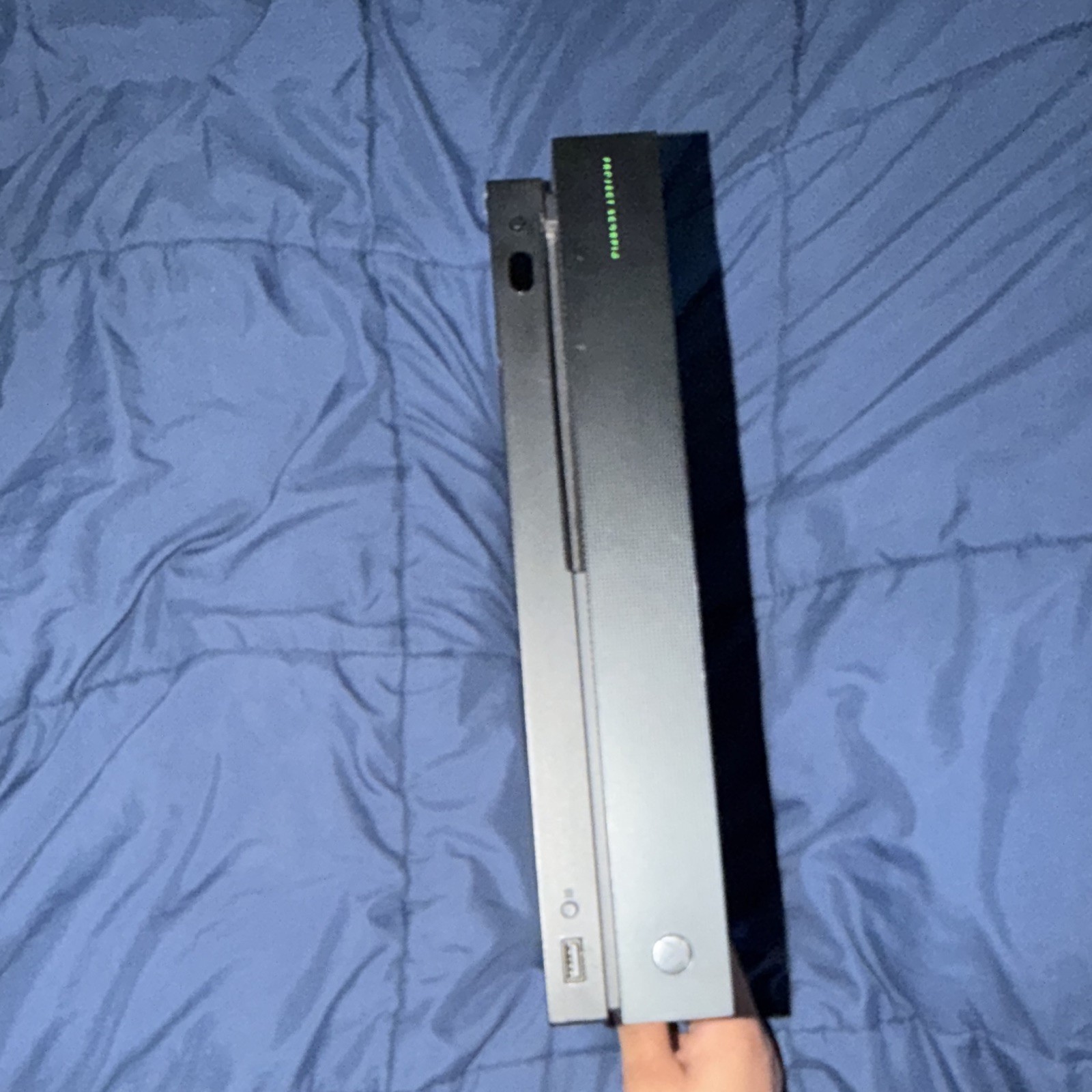 Microsoft Xbox One X Project Scorpio Edition 1TB Console + Controller Tested