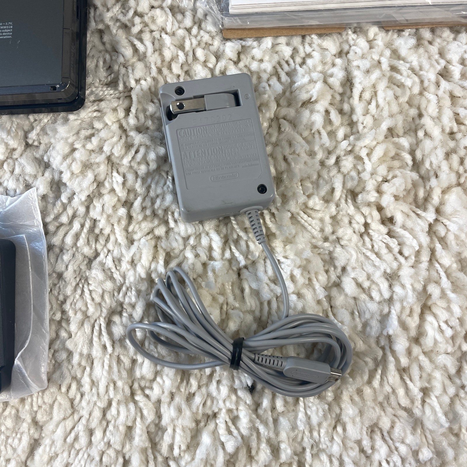 Nintendo 3DS Cosmo Black Handheld Console System CTR-001 Complete in Box CIB