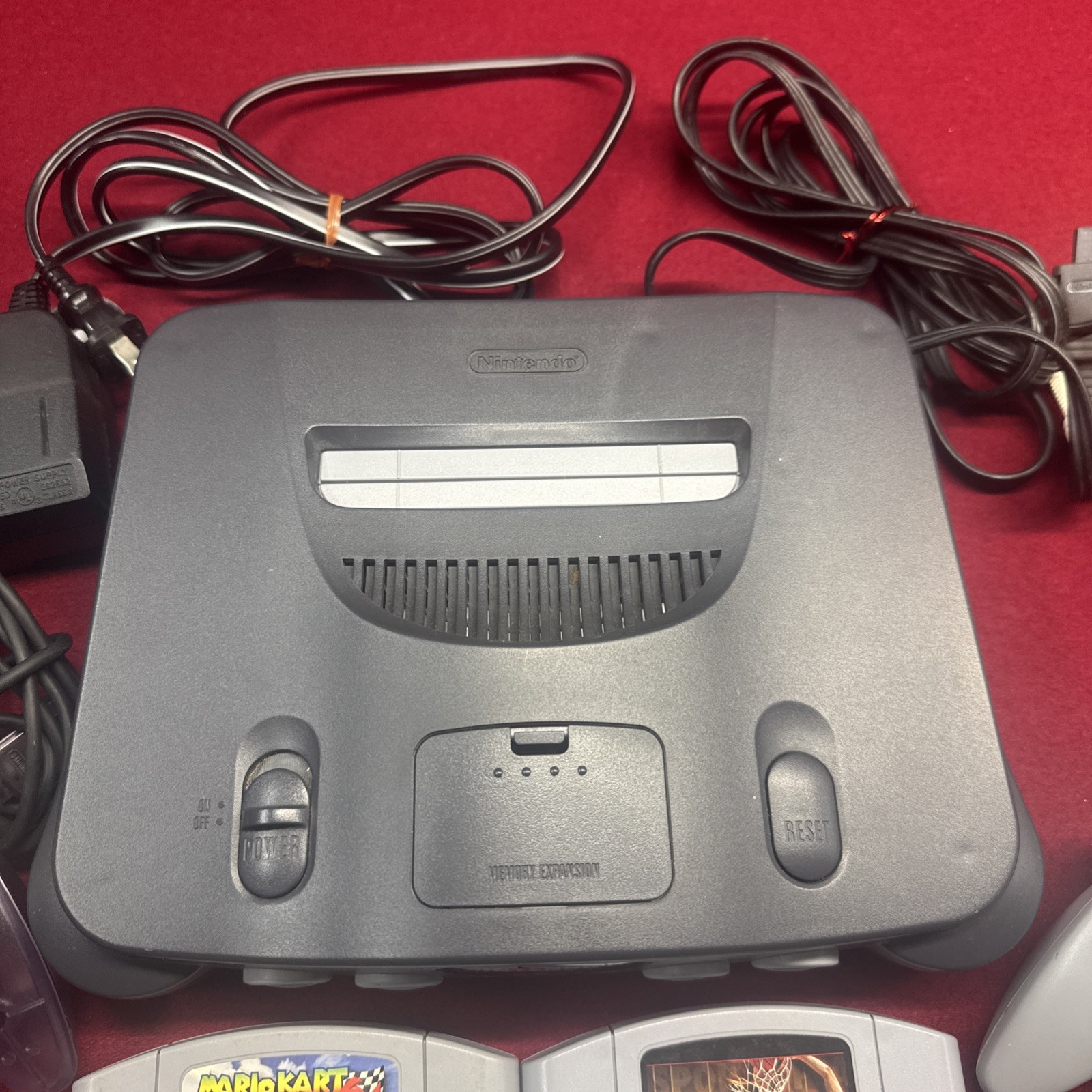 N64 Console Bundle Nintendo 64: Mario Kart 64 + 3 More Games. Tight Sticks. OEM