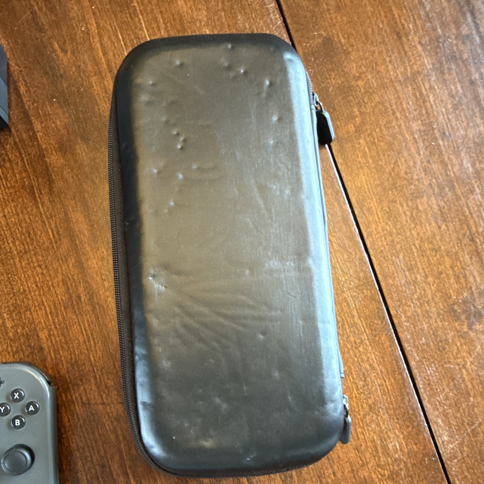 Nintendo Switch 32GB Console Gray/Blue Joy-Cons Dock Carrying Case 1080p
