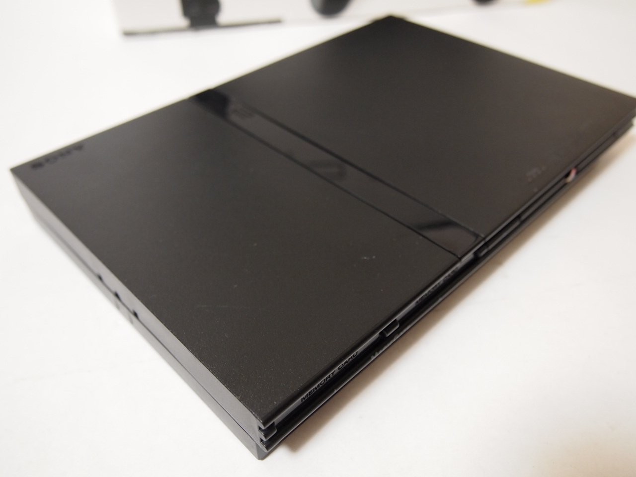 Sony Computer Entertainment 637852 PlayStation 2 Satin Silver SCPH-75000SSS