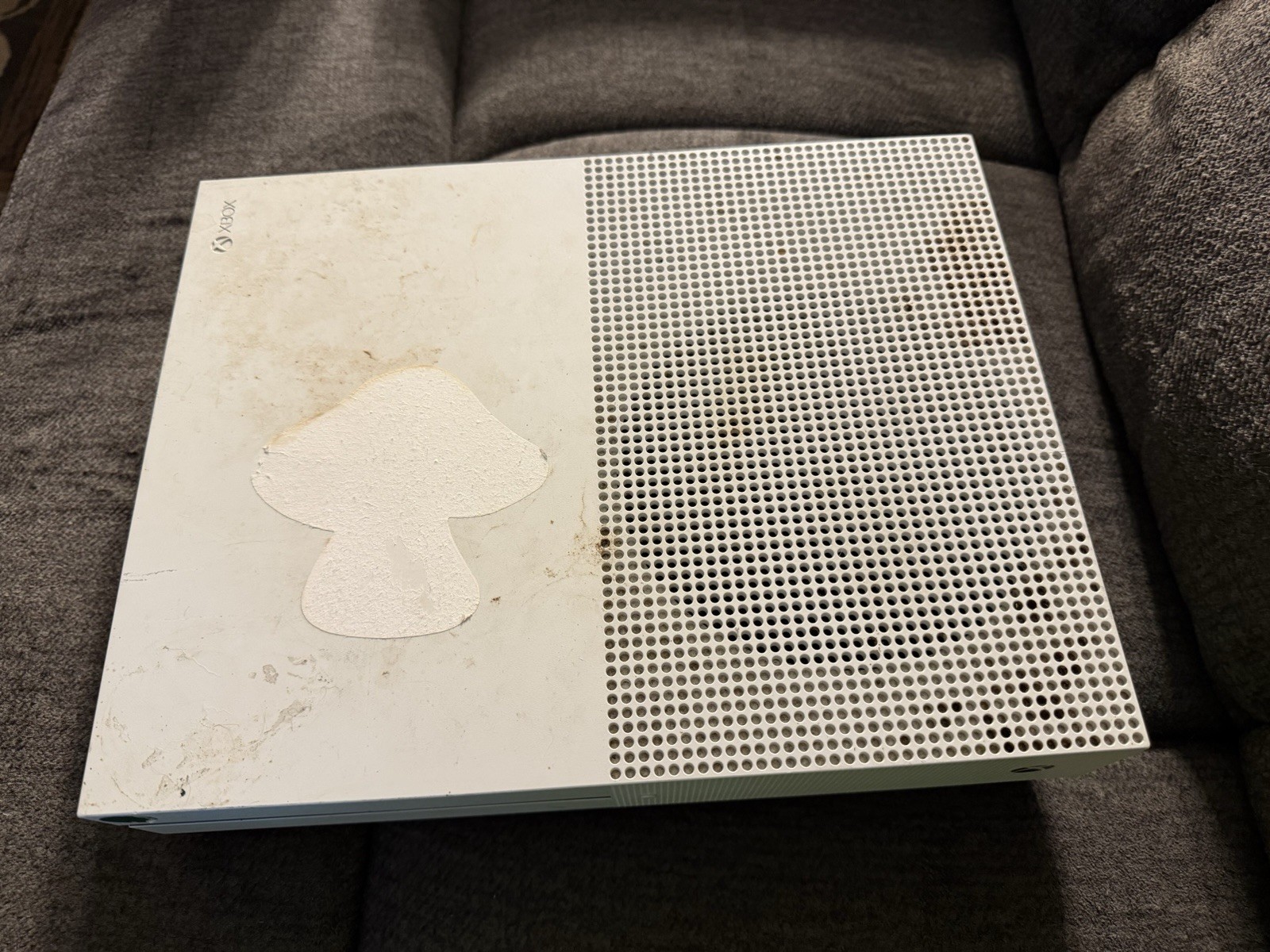 Microsoft Xbox One S Console – White For Parts Or Repair
