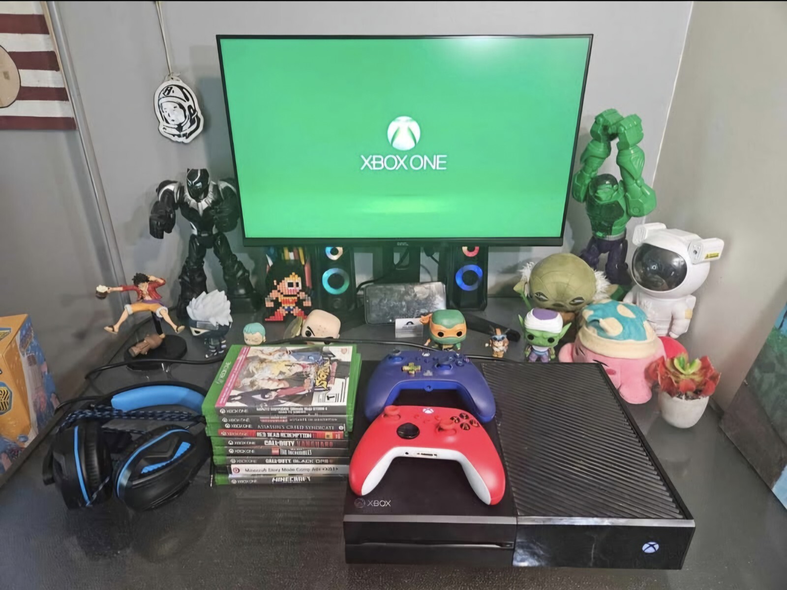 Microsoft Xbox One 365GB Black Console With 2 Controllers Headset And 9 Games