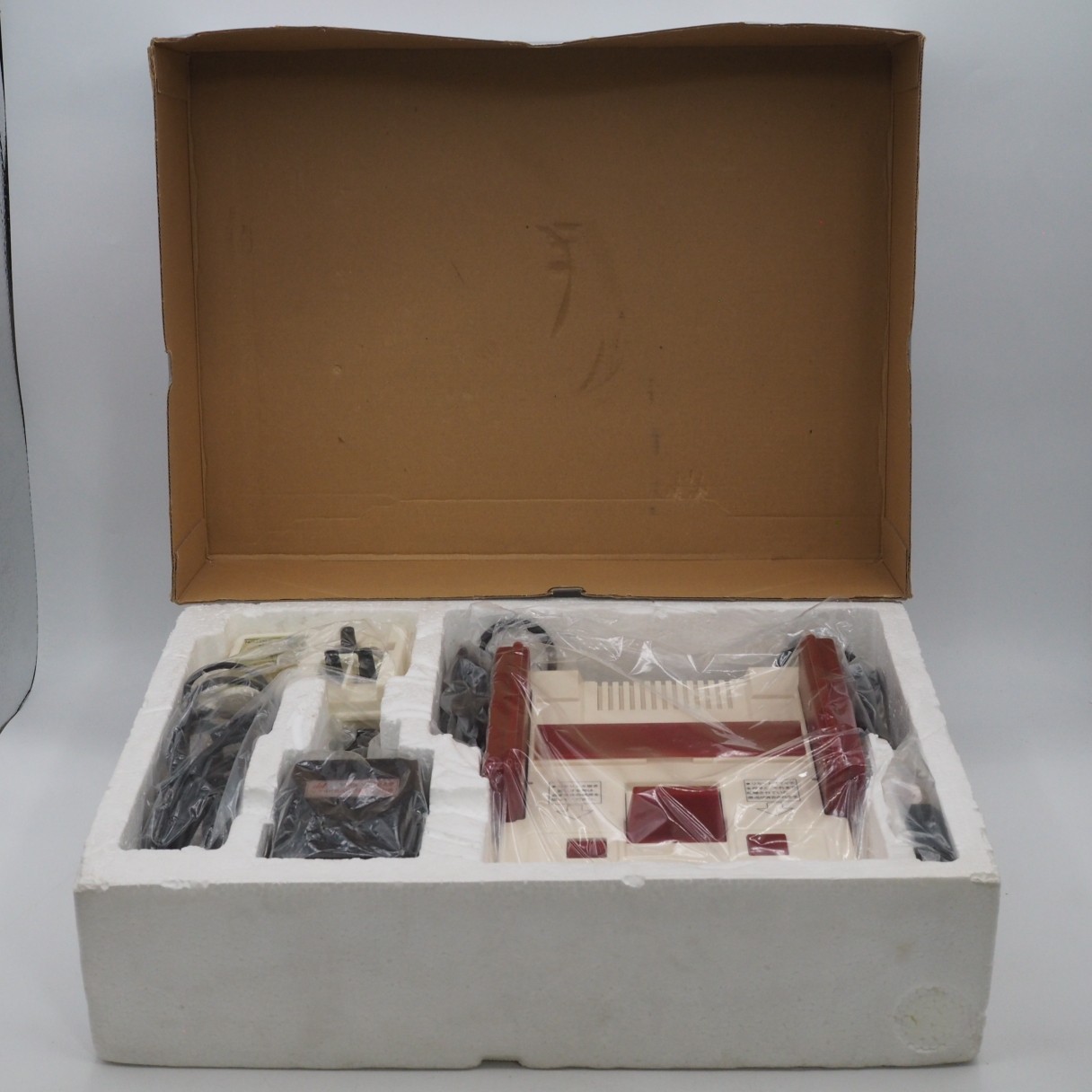 Nintendo Famicom Console HVC-001 Boxed + 6 Games Mario & Donkey Kong Tested