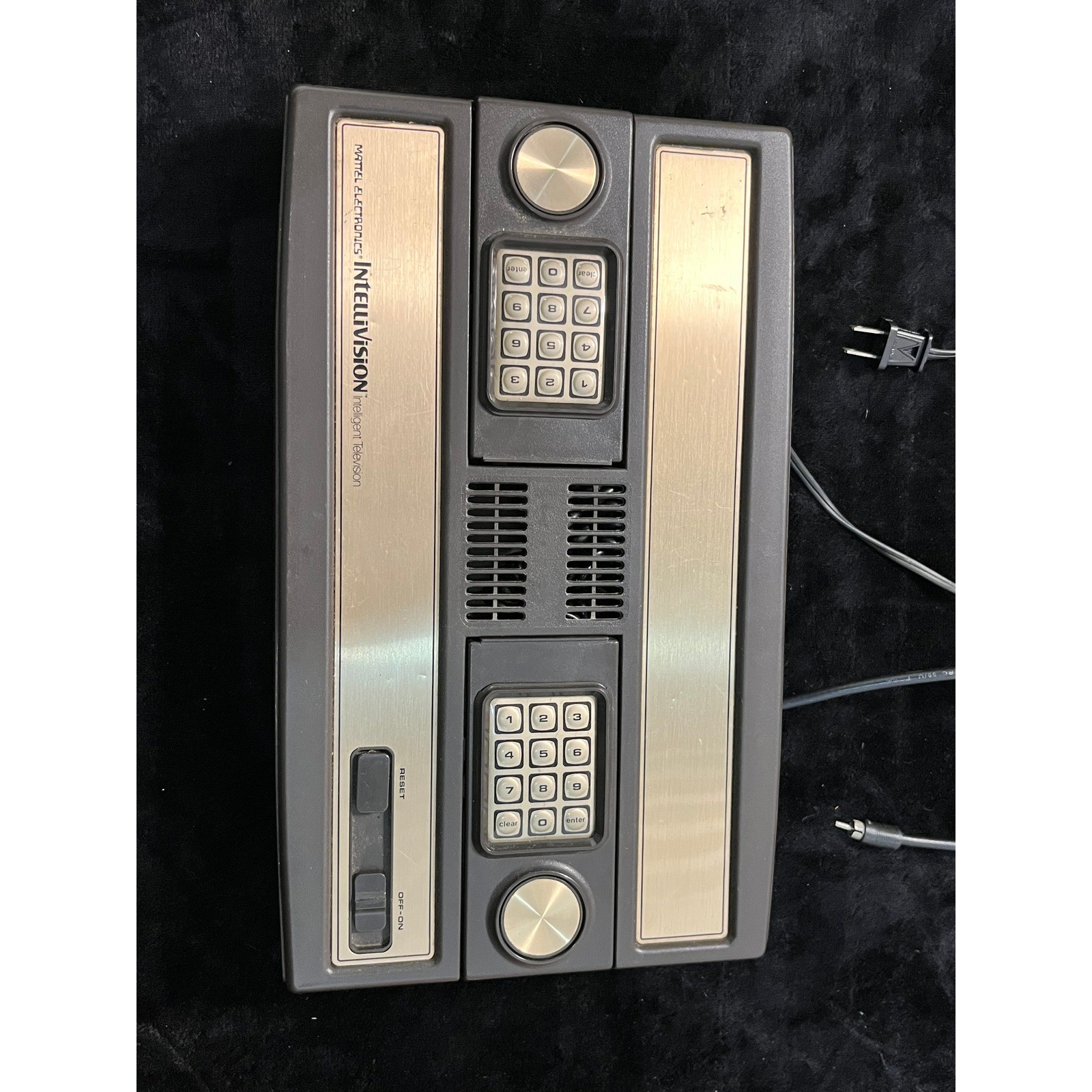 Mattel Electronics Intellivision Model 2609 Console Bundle IntelliVoice 5 Games
