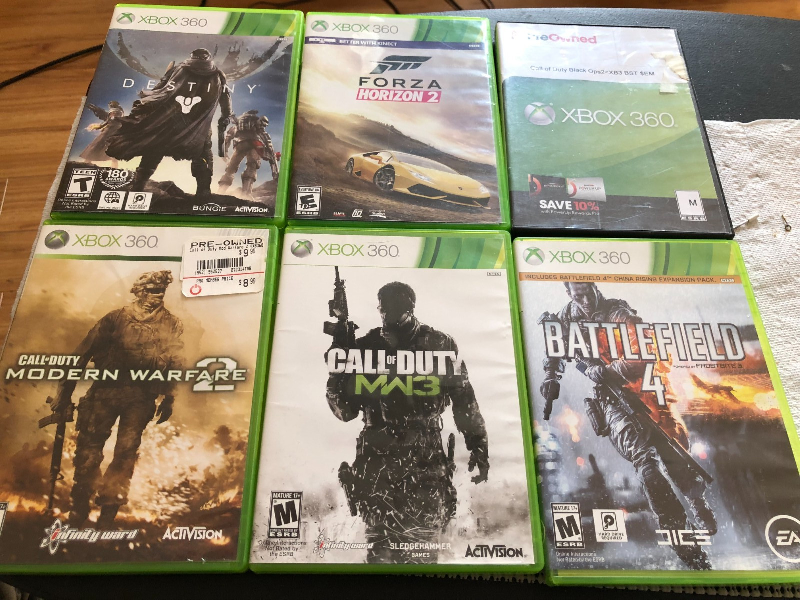 Xbox 360 E Model 1538, 250 GB Console, power supply 1 Controller, 6 games Cables