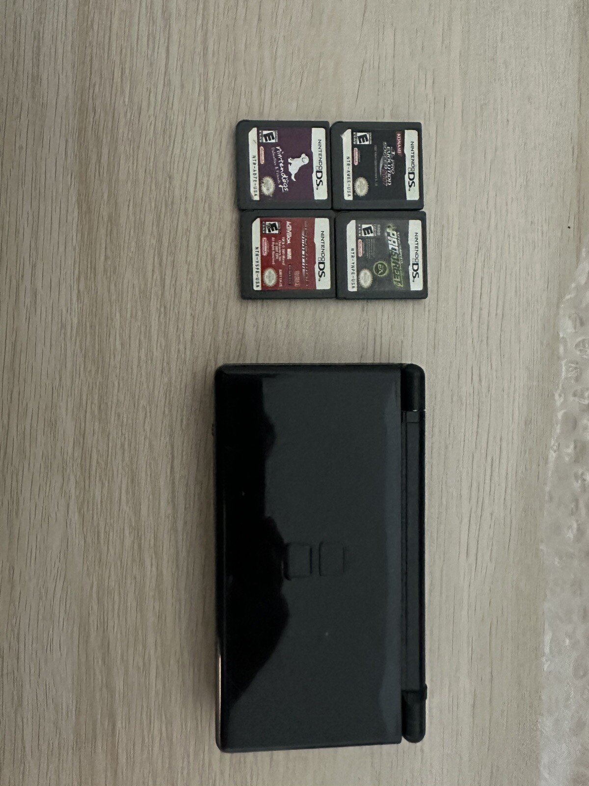 Nintendo DS Lite Handheld System – Onyx Black And 4 Games Included