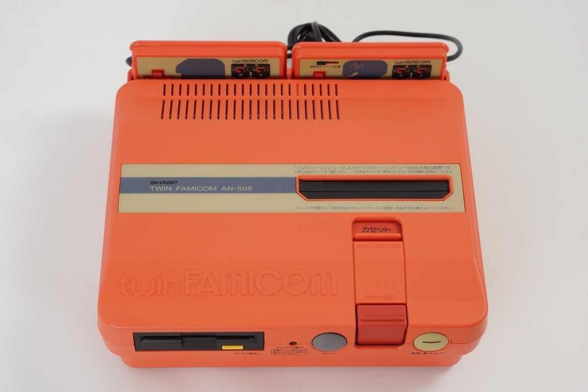 TWIN FAMICOM SHARP Console AN505-RD Red Tested System 321324
