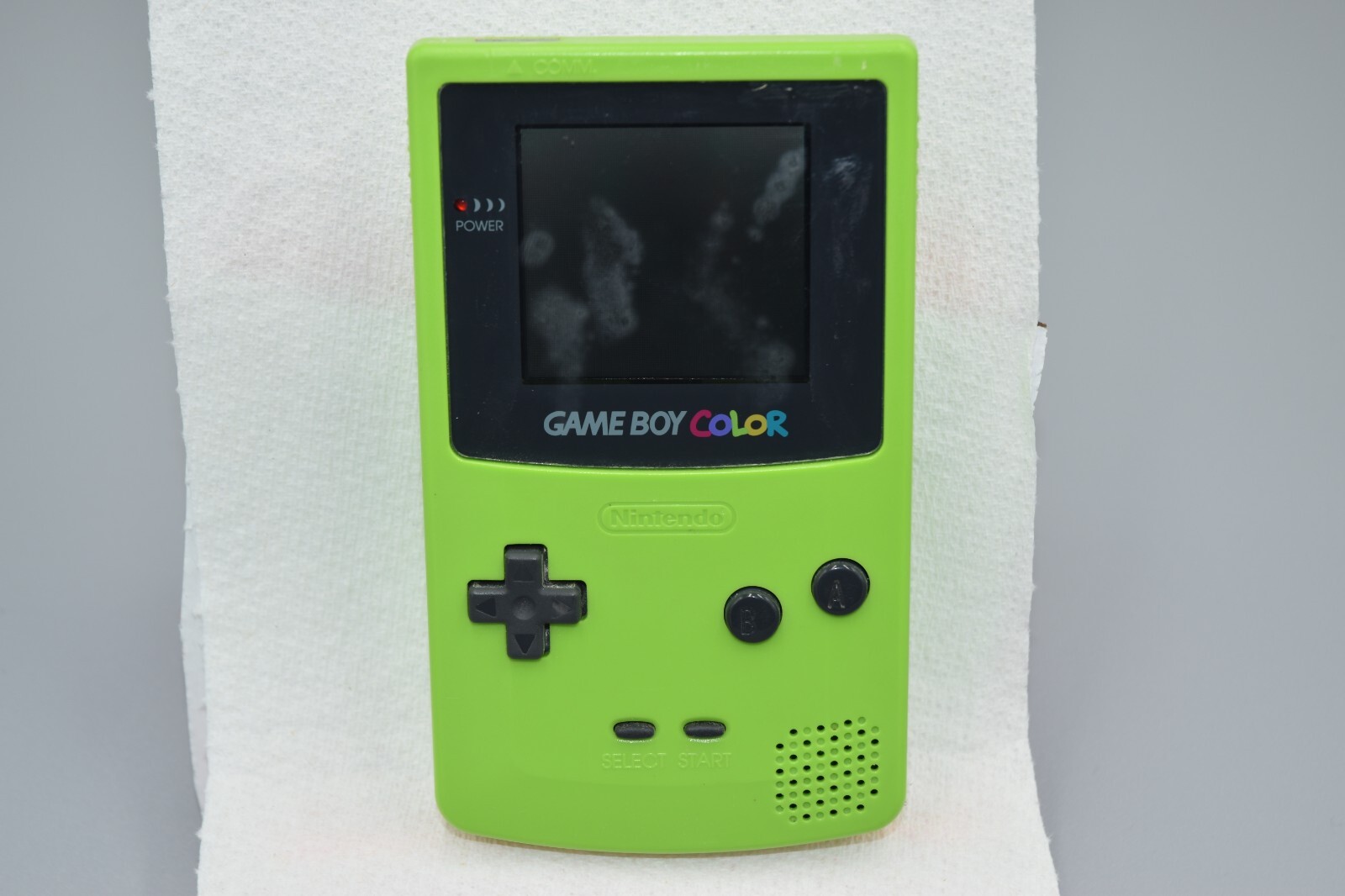 Nintendo Game Boy Color Kiwi Handheld System (CGB-S-LMA), cover included