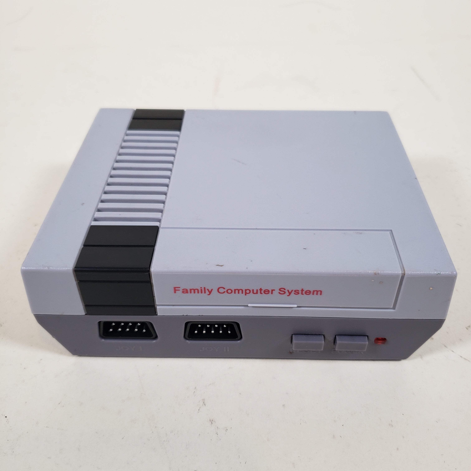 Plug and Play Family Computer System NA Video Game Console 600 Games in One