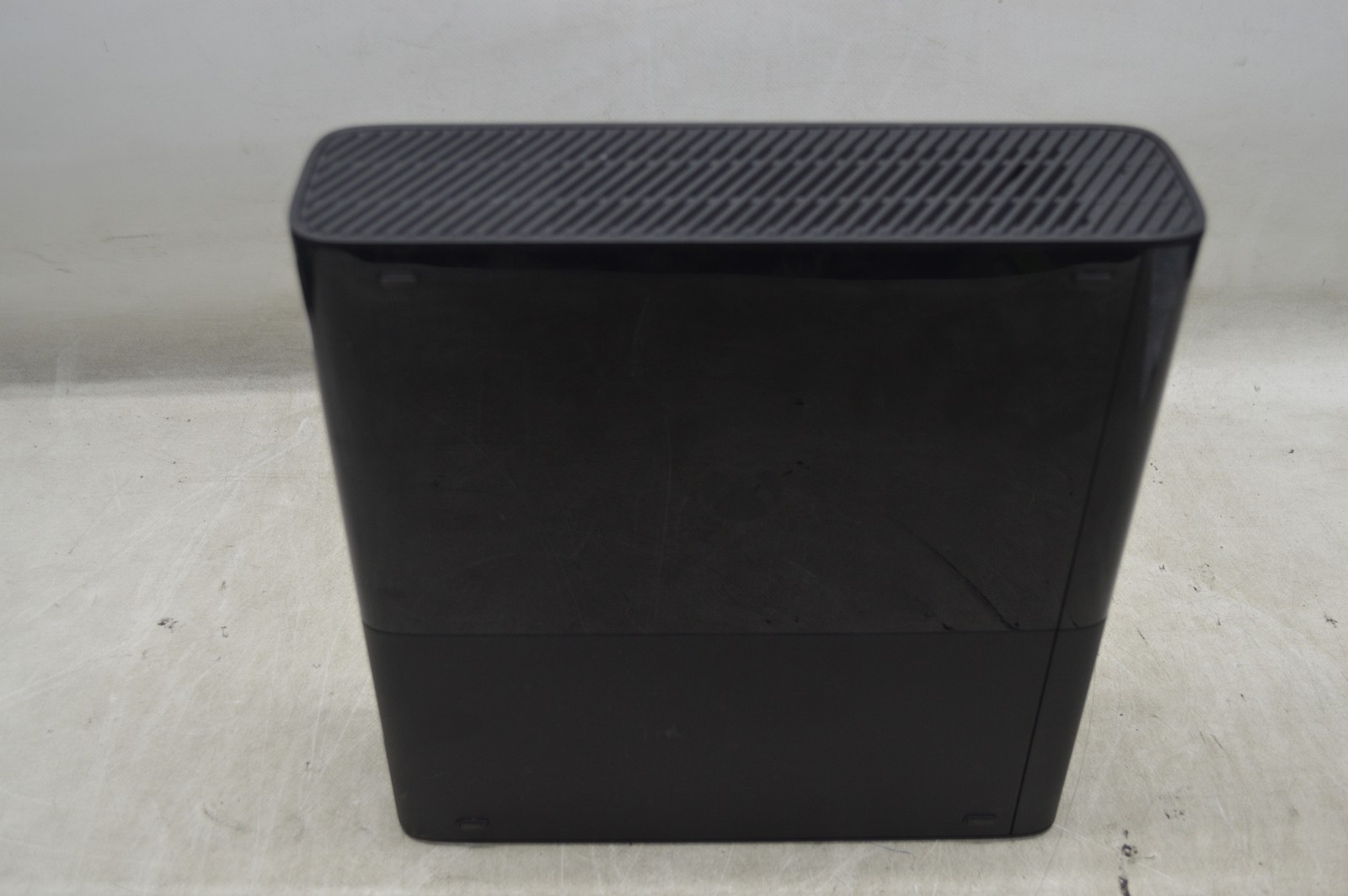 Microsoft Xbox 360 e Model 1538 Black No HDD Video Game Console *Console Only*