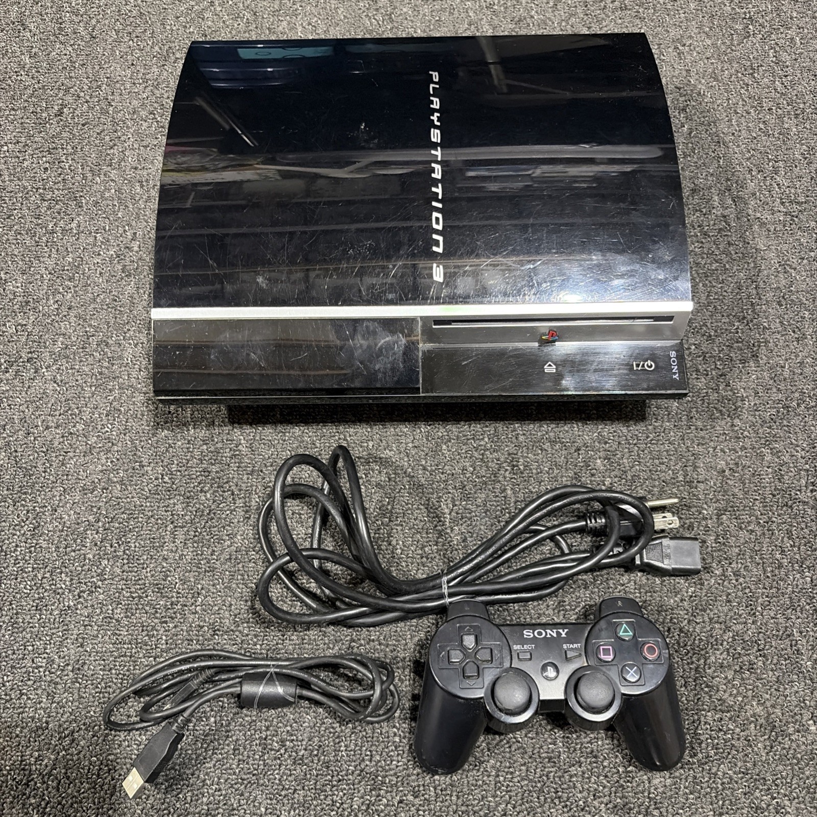 SONY PLAYSTATION 3 – SYSTEM – 80GB – CECH-L01