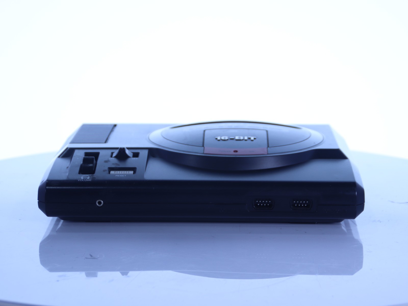 Sega Genesis Model 1601 16-Bit Console High Definition Graphics