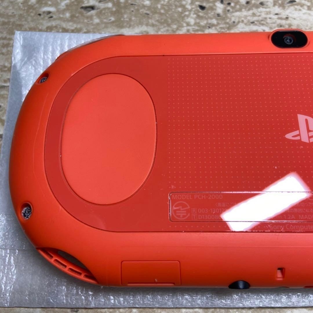 PS Vita PCH-2000 Neon Orange Complete in Box Near Mint Condition 7041