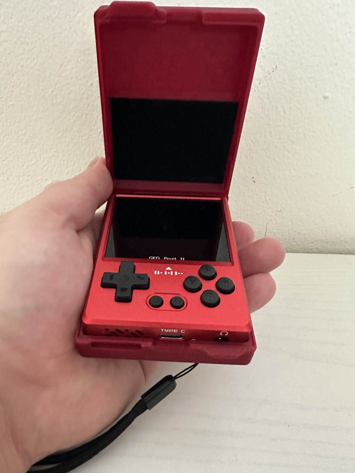 GKD Pixel 2 Red Handheld Console + 3D Case