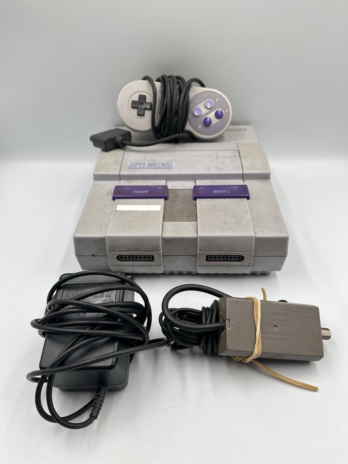 Super Nintendo Entertainment System SNES Console SNS-001 w/ Controller & Cords